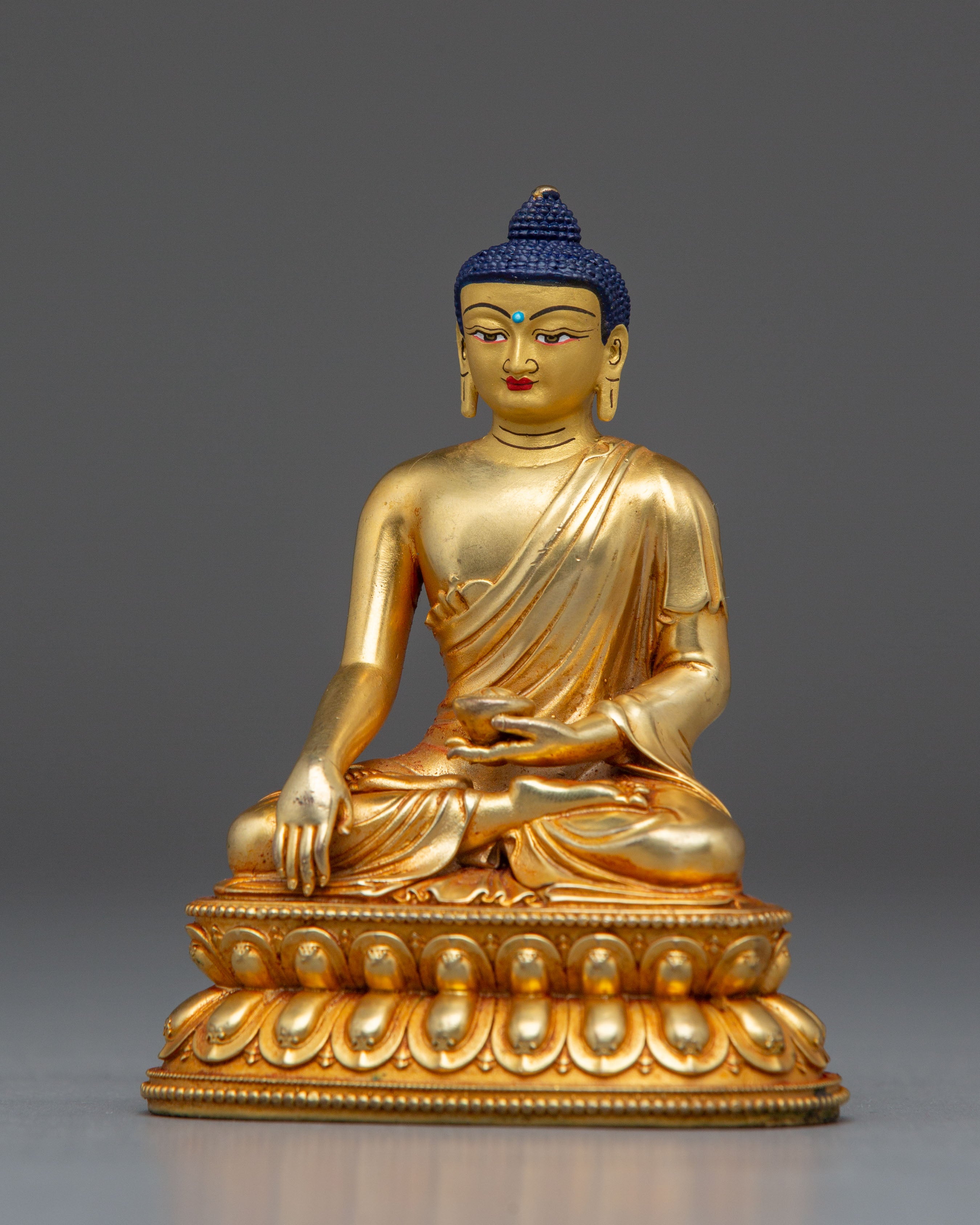 Machine-Made Buddha Shakyamuni Golden Statue