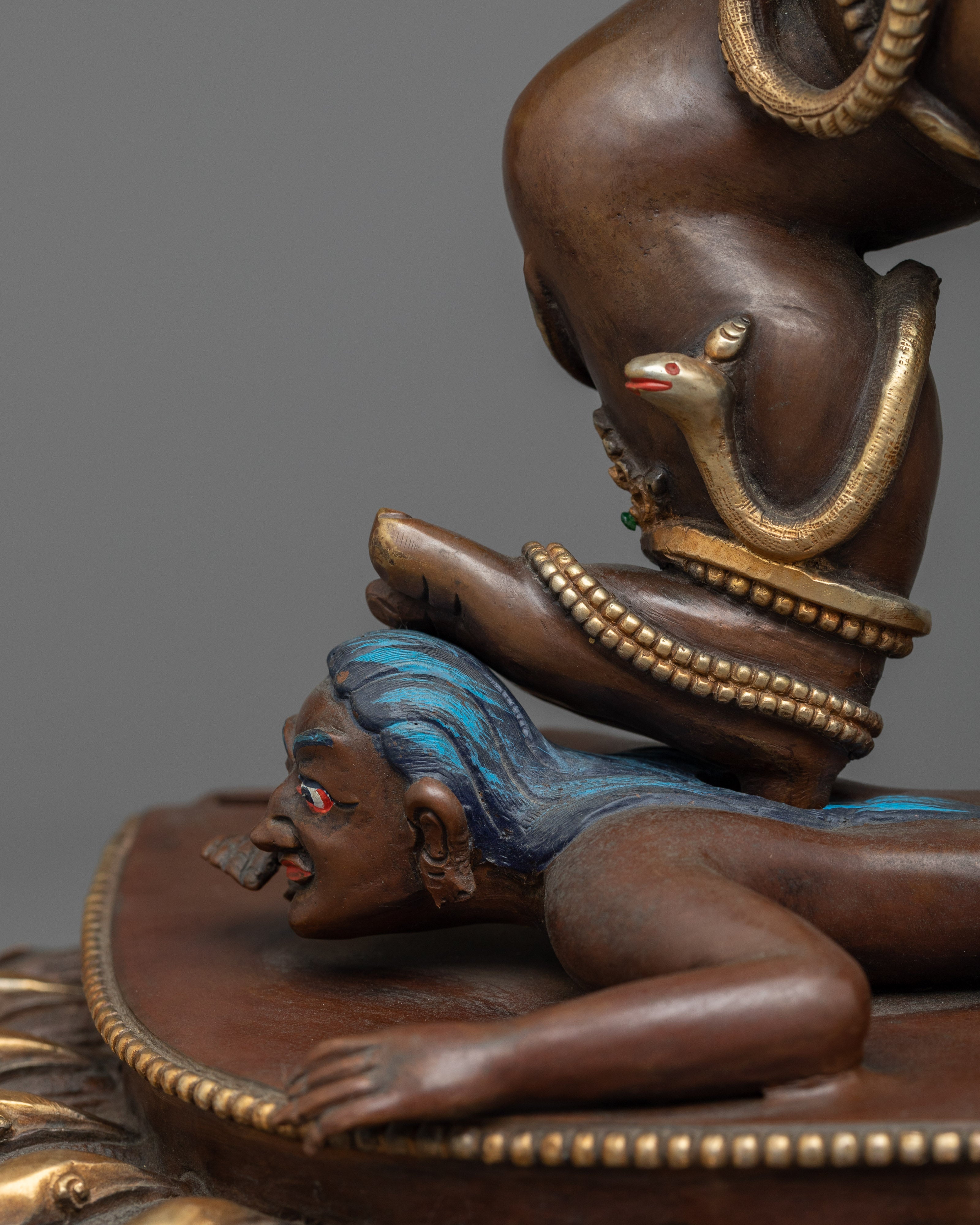 Lord Kuber Black Dzambhala Statue | Prosperity's Majestic Guardian