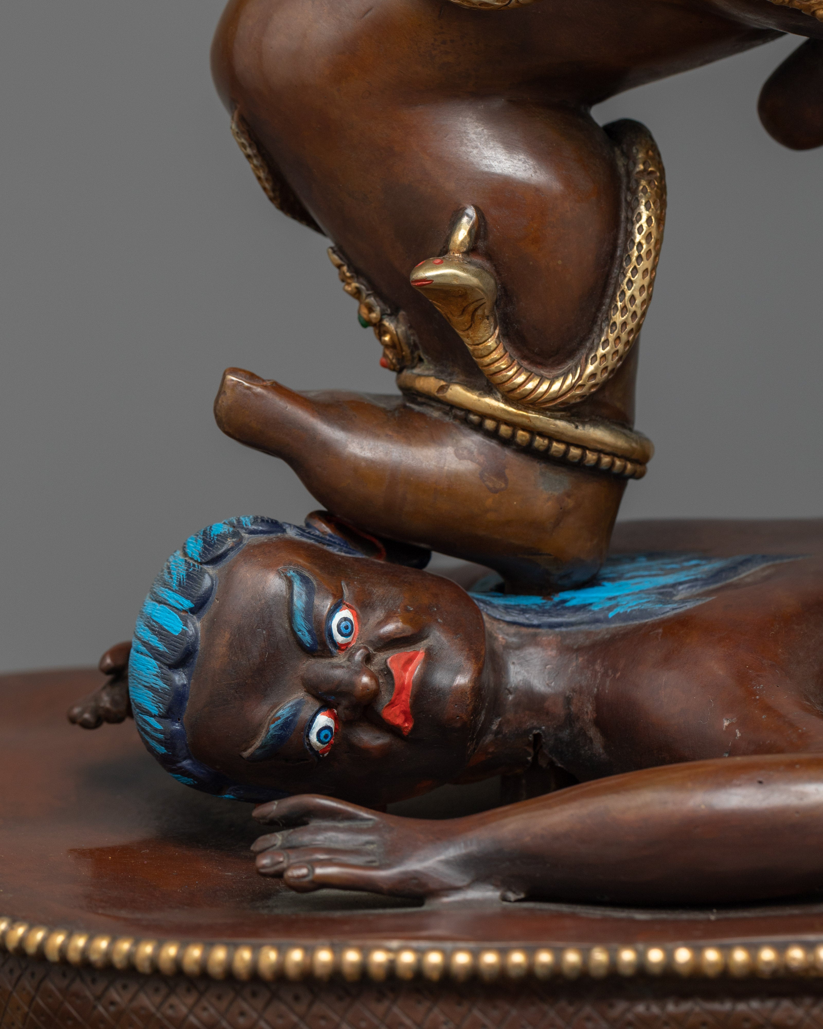 Kuber Statue for Wealth | Black Dzambhala The Majestic Beacon of Affluence