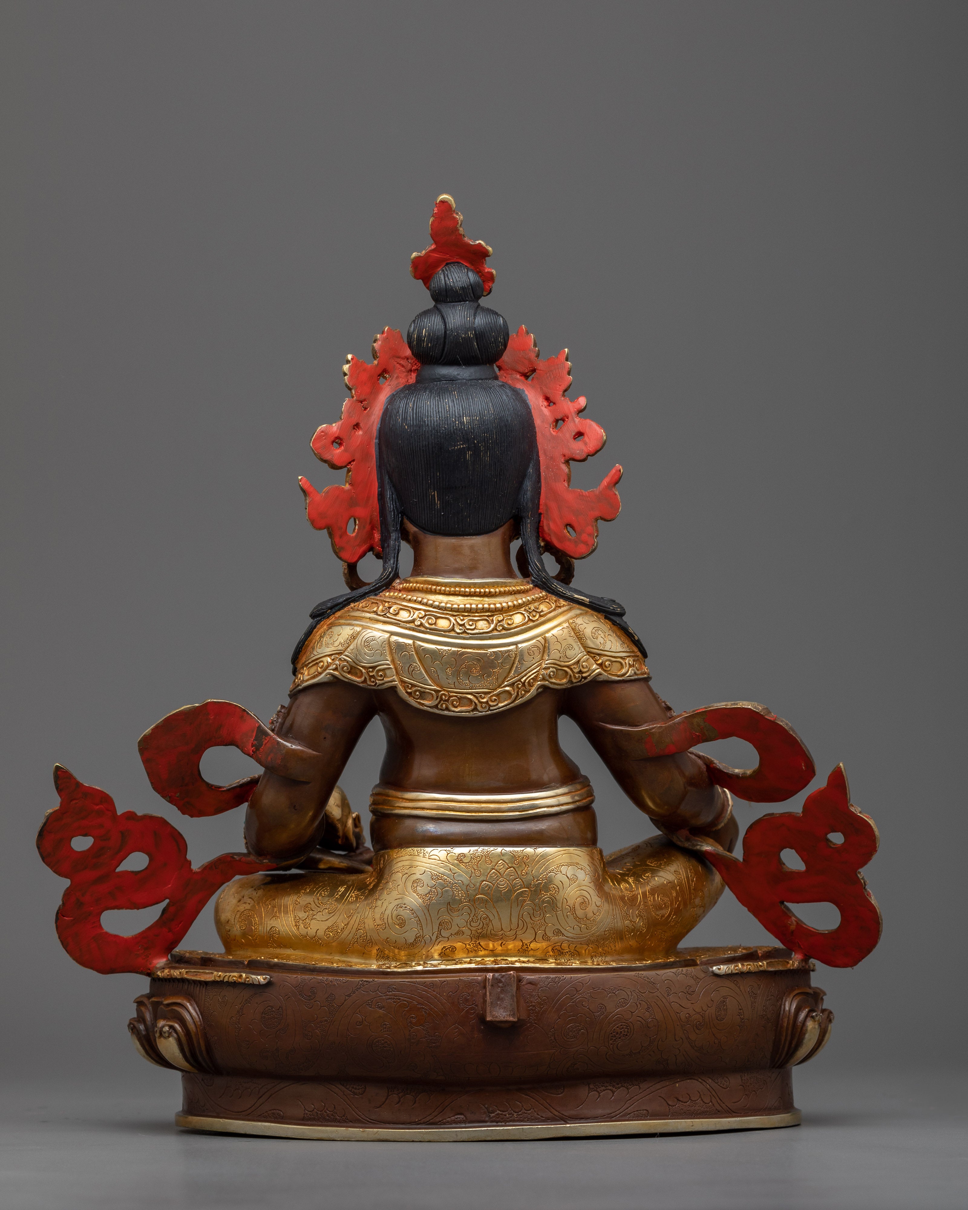 Yellow Dzambala Statue | Beacon of Prosperity and Grace