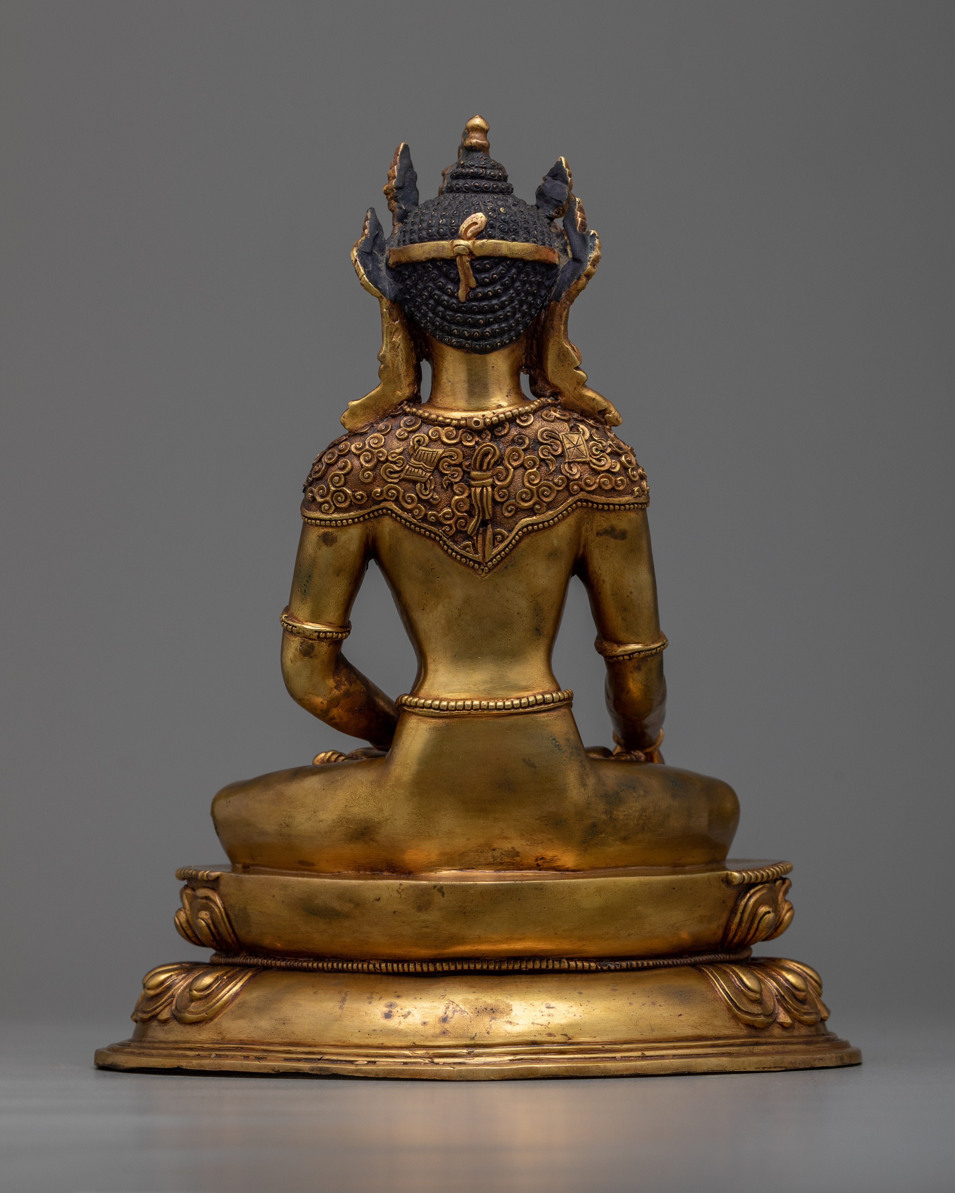 Crown Shakyamuni Buddha Statue For Shrine | Serene Guardian for Your Shrine