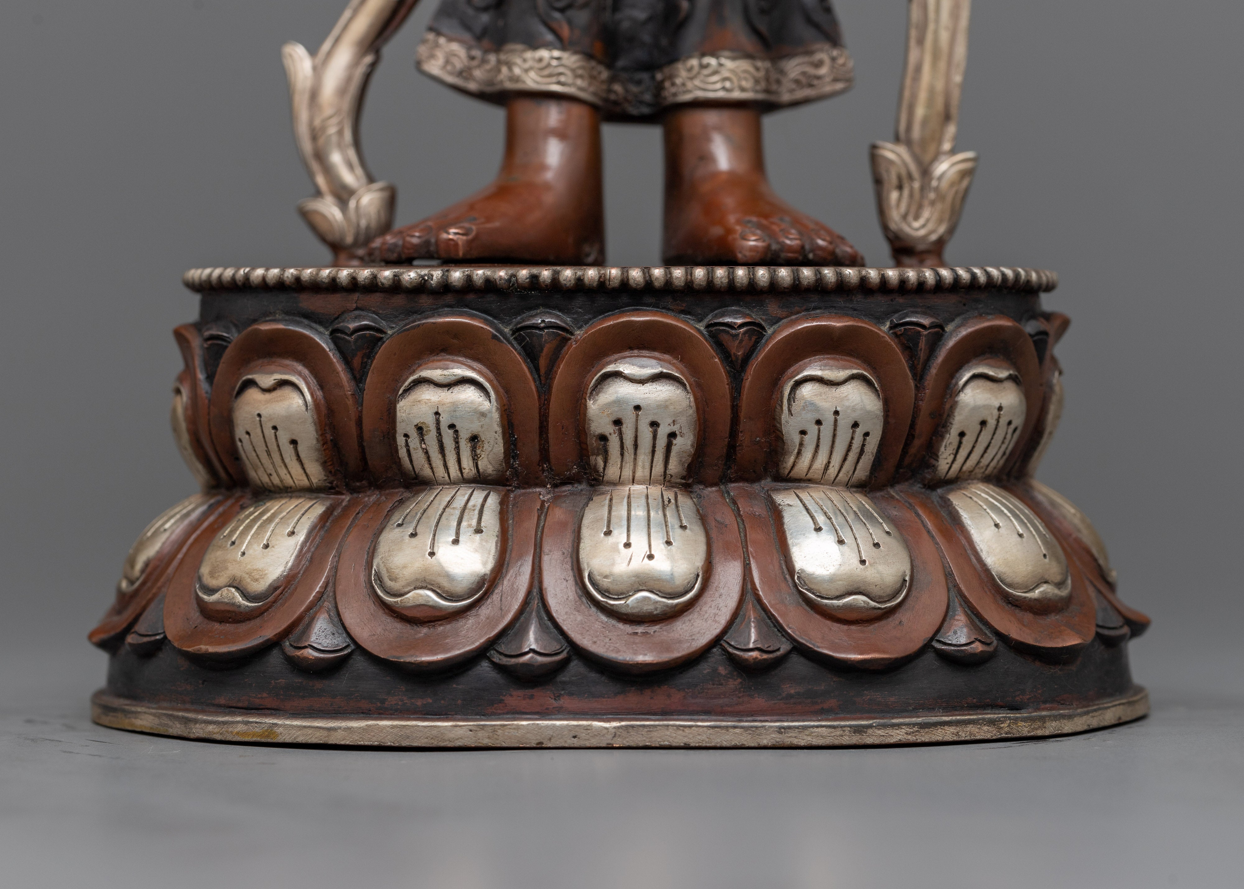 Buddha of Compassion Chenrezig | Enlightening Presence