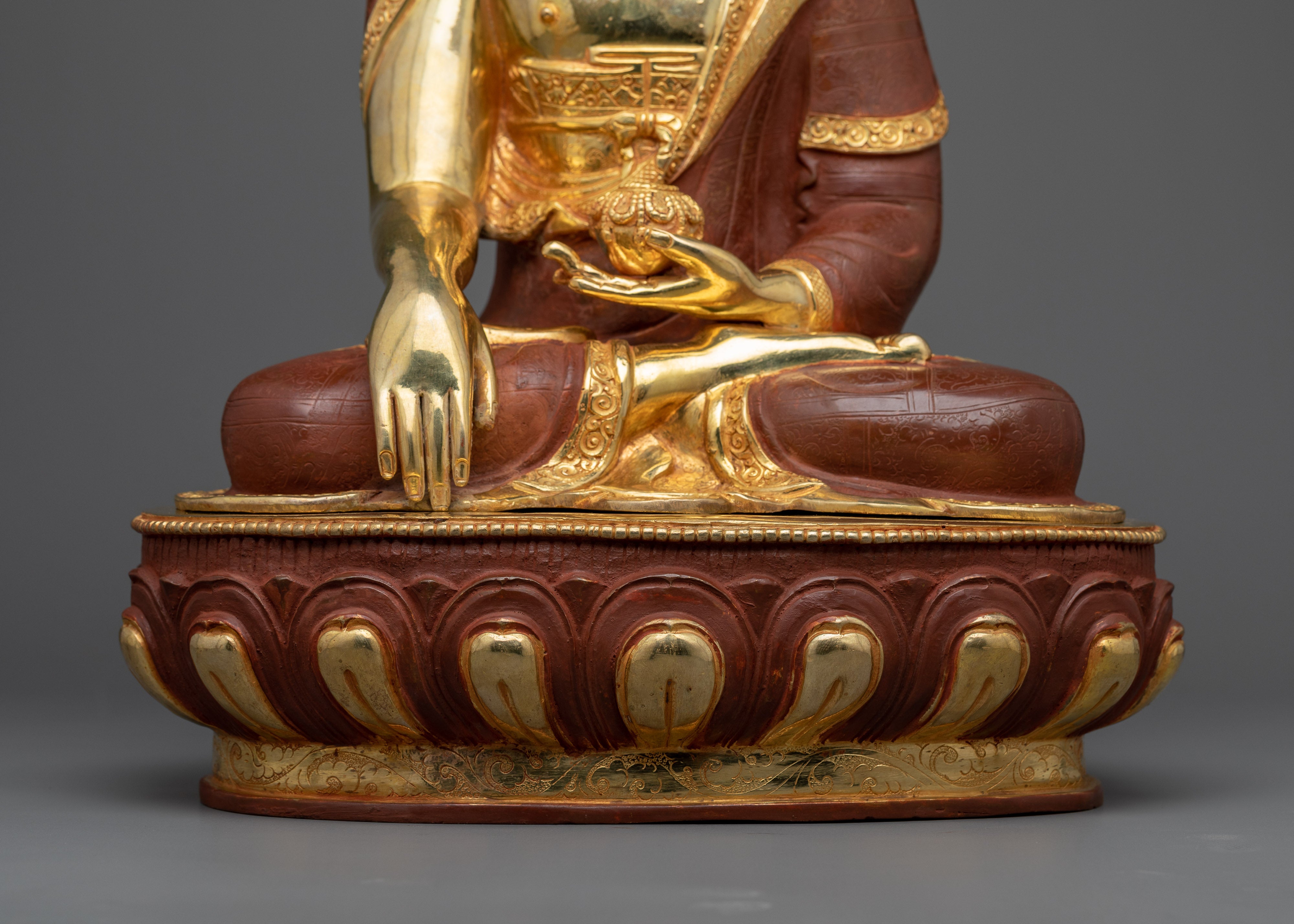 Large Shakyamuni Buddha Sculpture | Founder of Buddhism