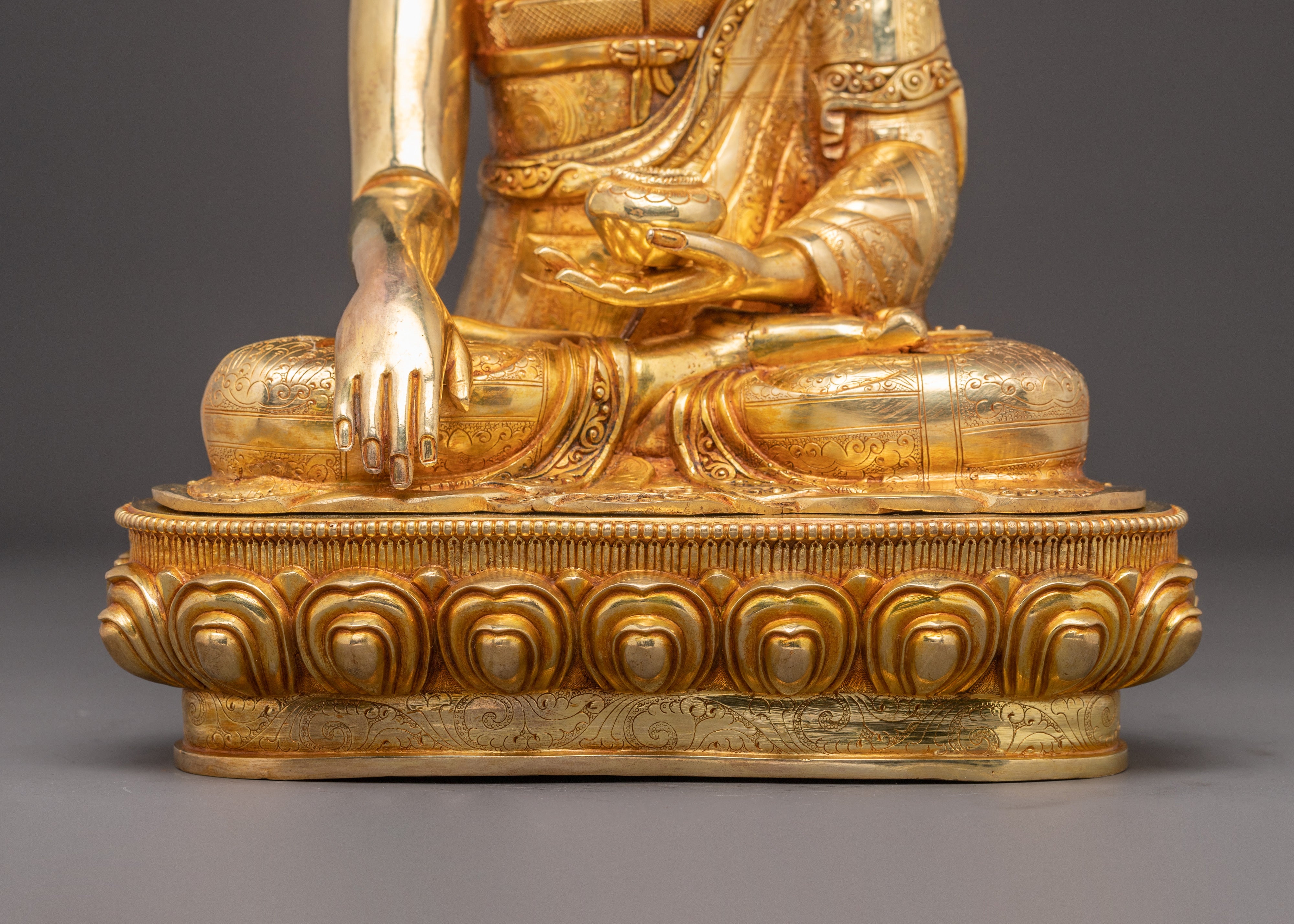 Jigten Sumgon Statue: Revered Buddhist Master