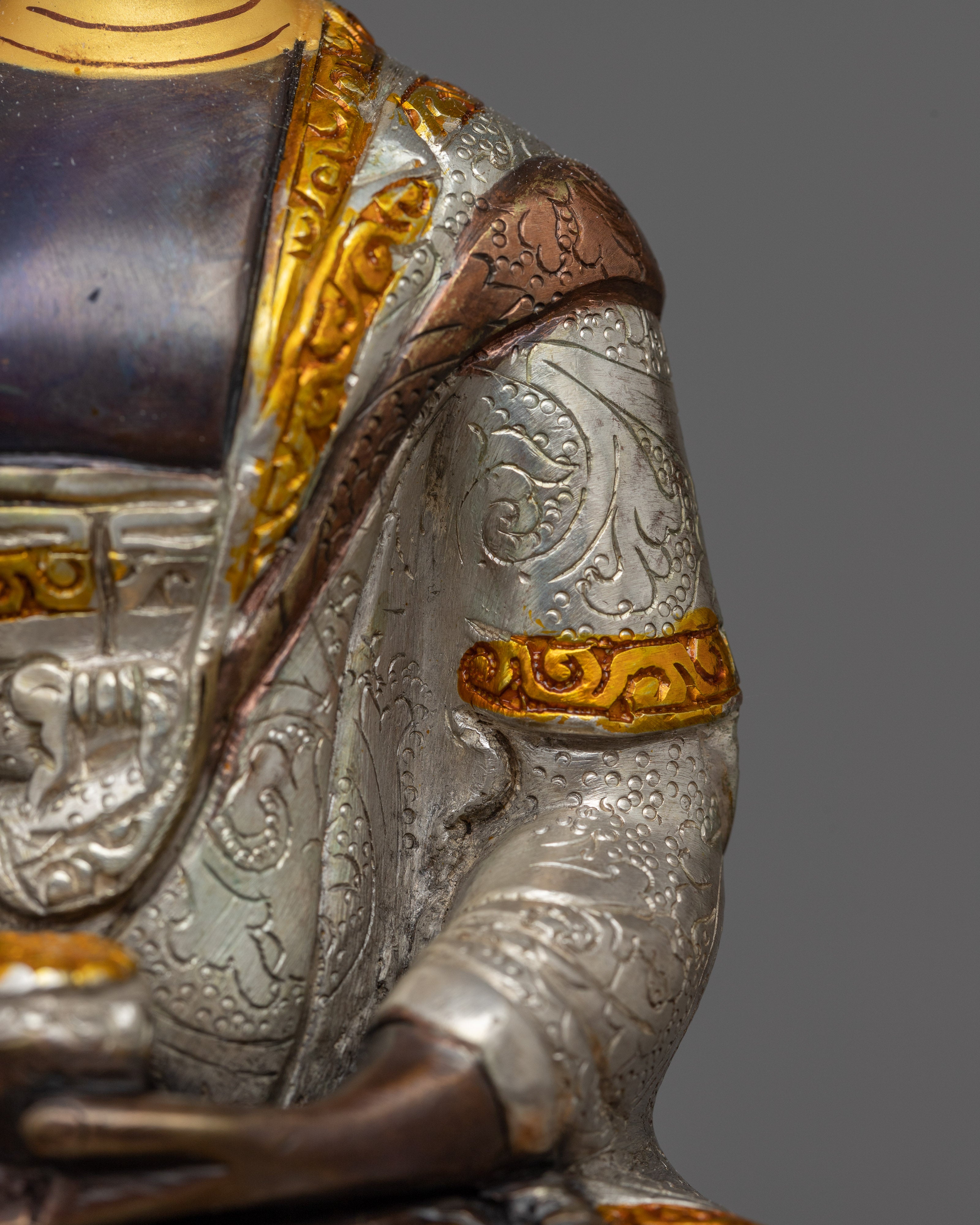 Buddha Shakyamuni Statue Meaning | Enlightened Being of Buddhism