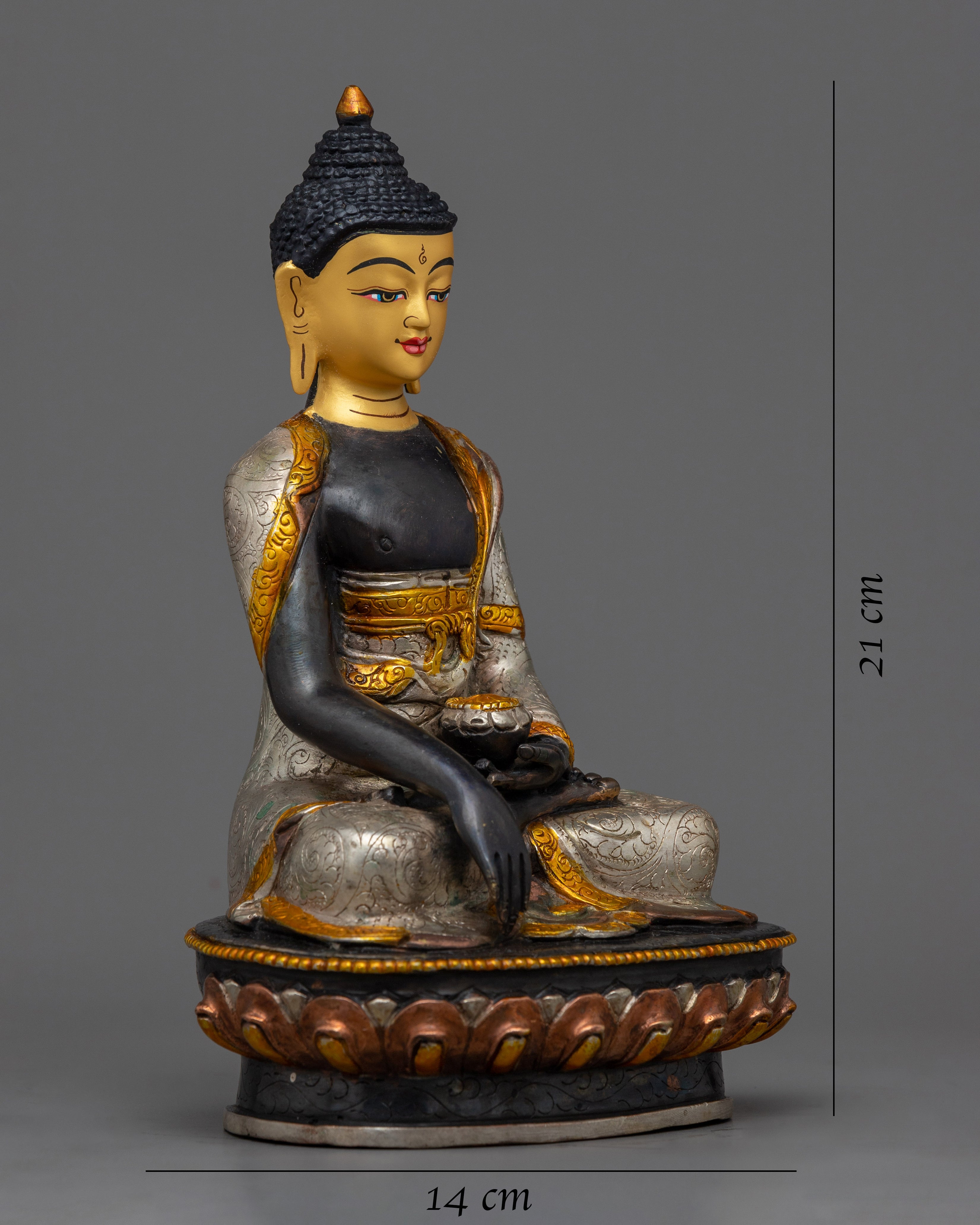 Shakyamuni Buddha seated in Meditation
