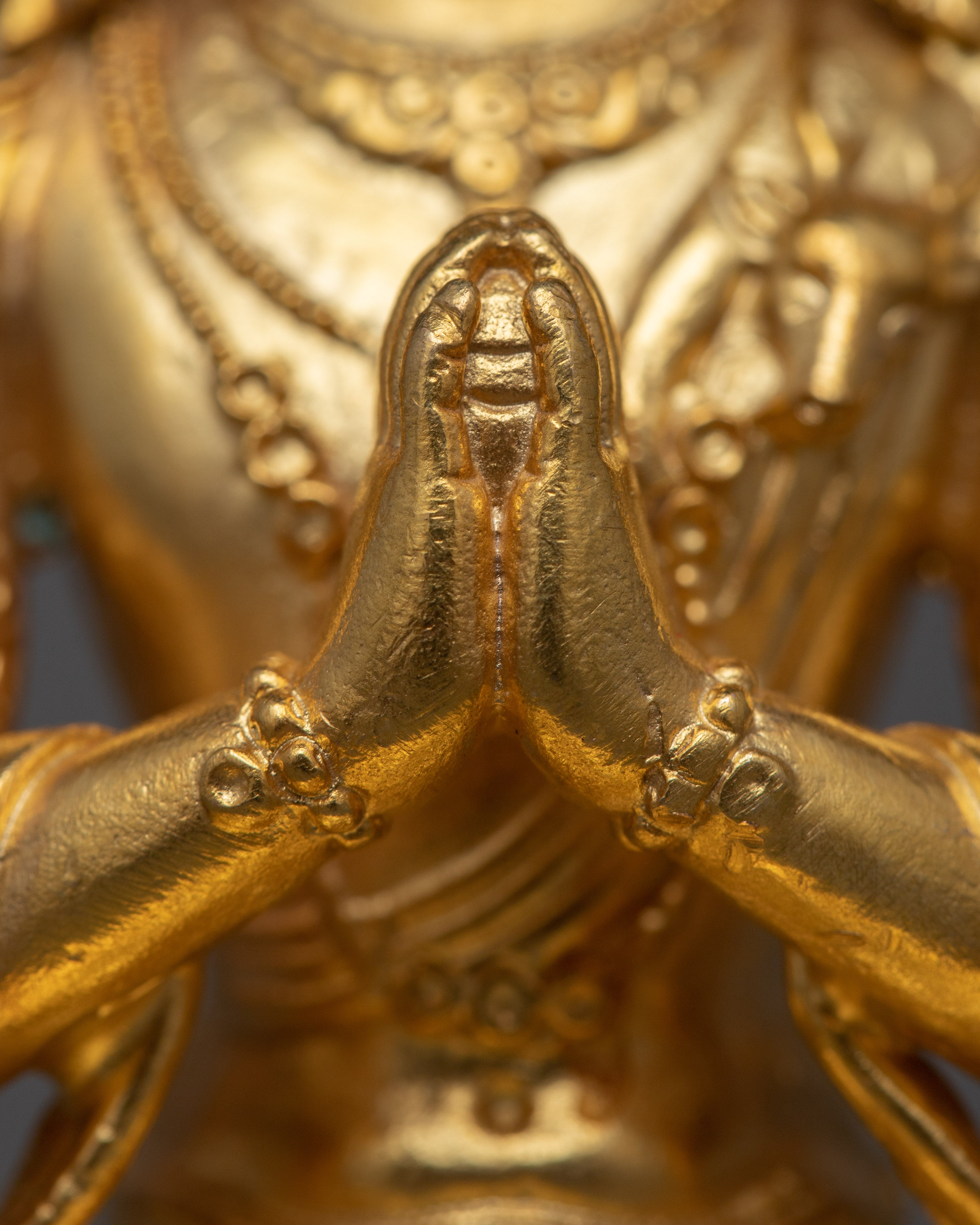Miniature Chenrezig Statuette | Compact Shrine Elegance