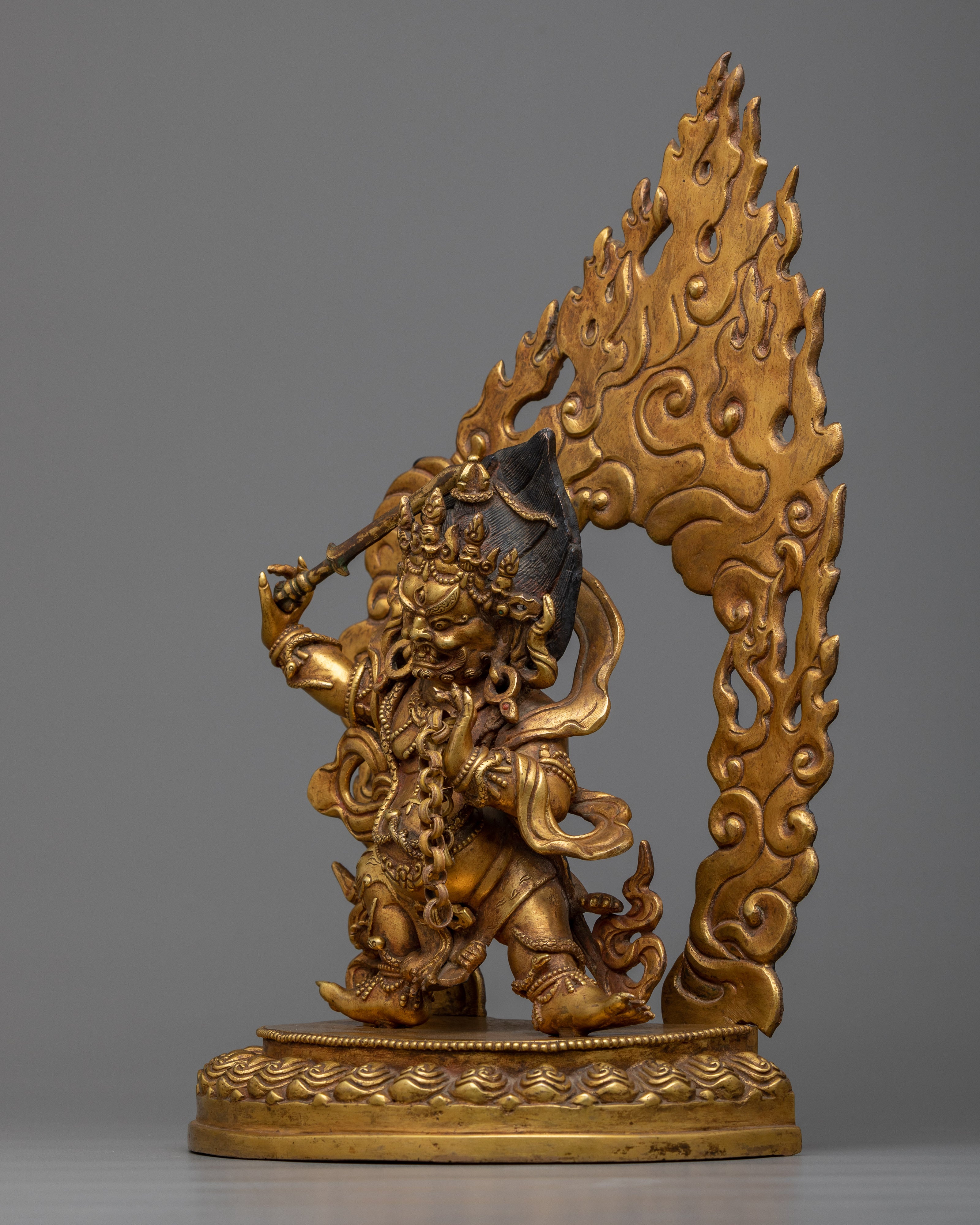 wrathful-mahakala-statue