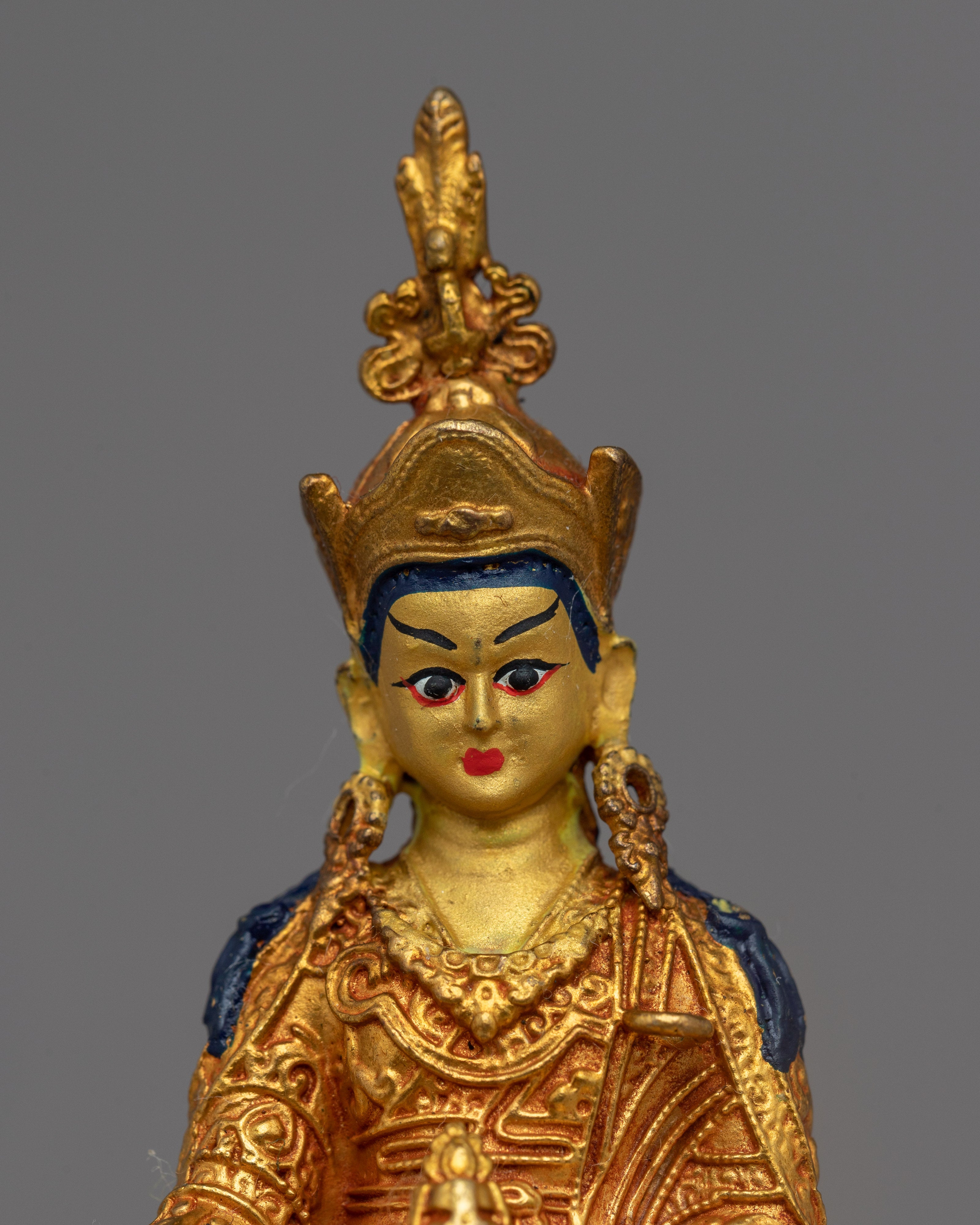 Tiny Guru Rinpoche Statue | A Beacon of Wisdom and Guidance