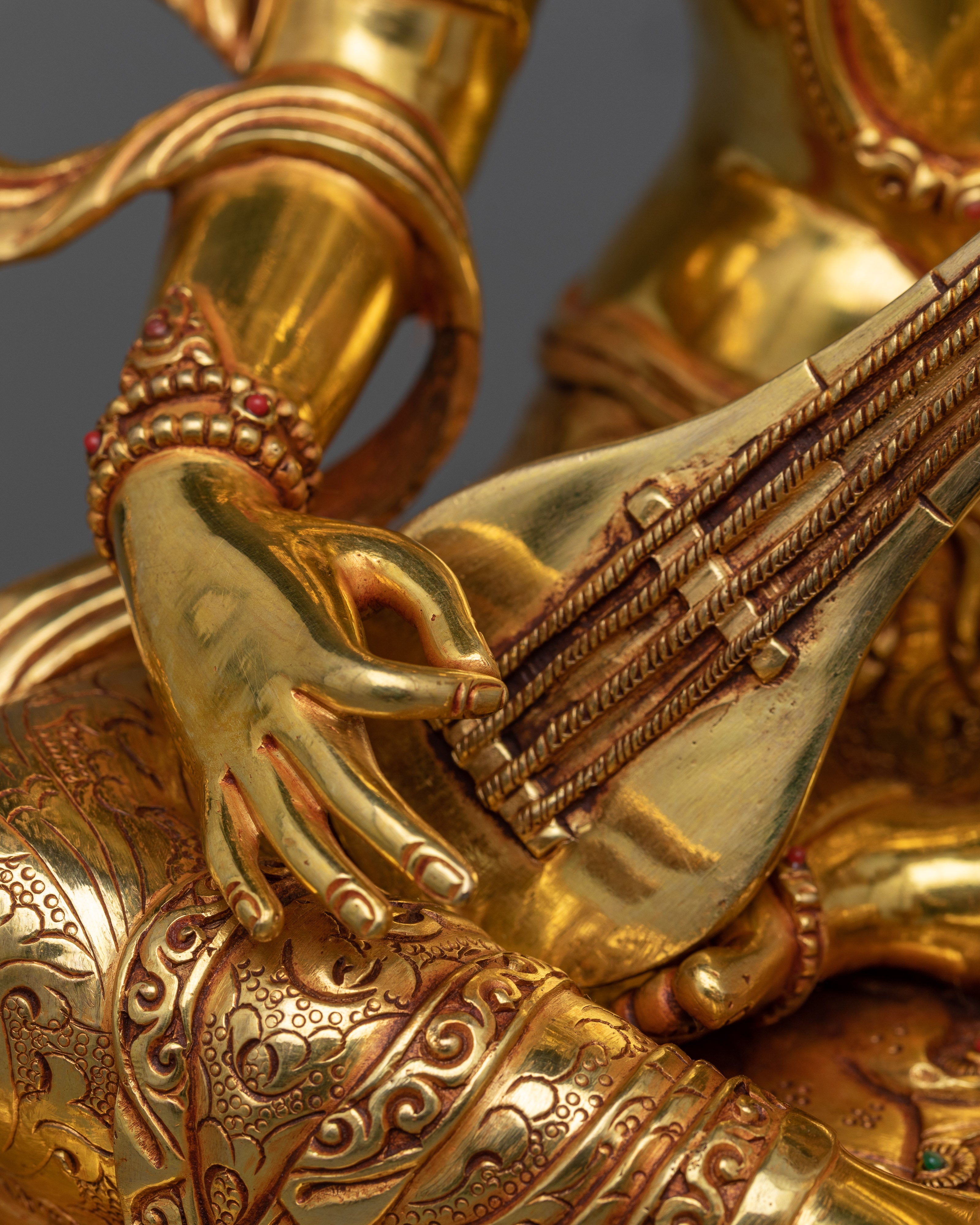 Saraswati Hindu Statue | Premium High Quality Figure of knowledge, Music