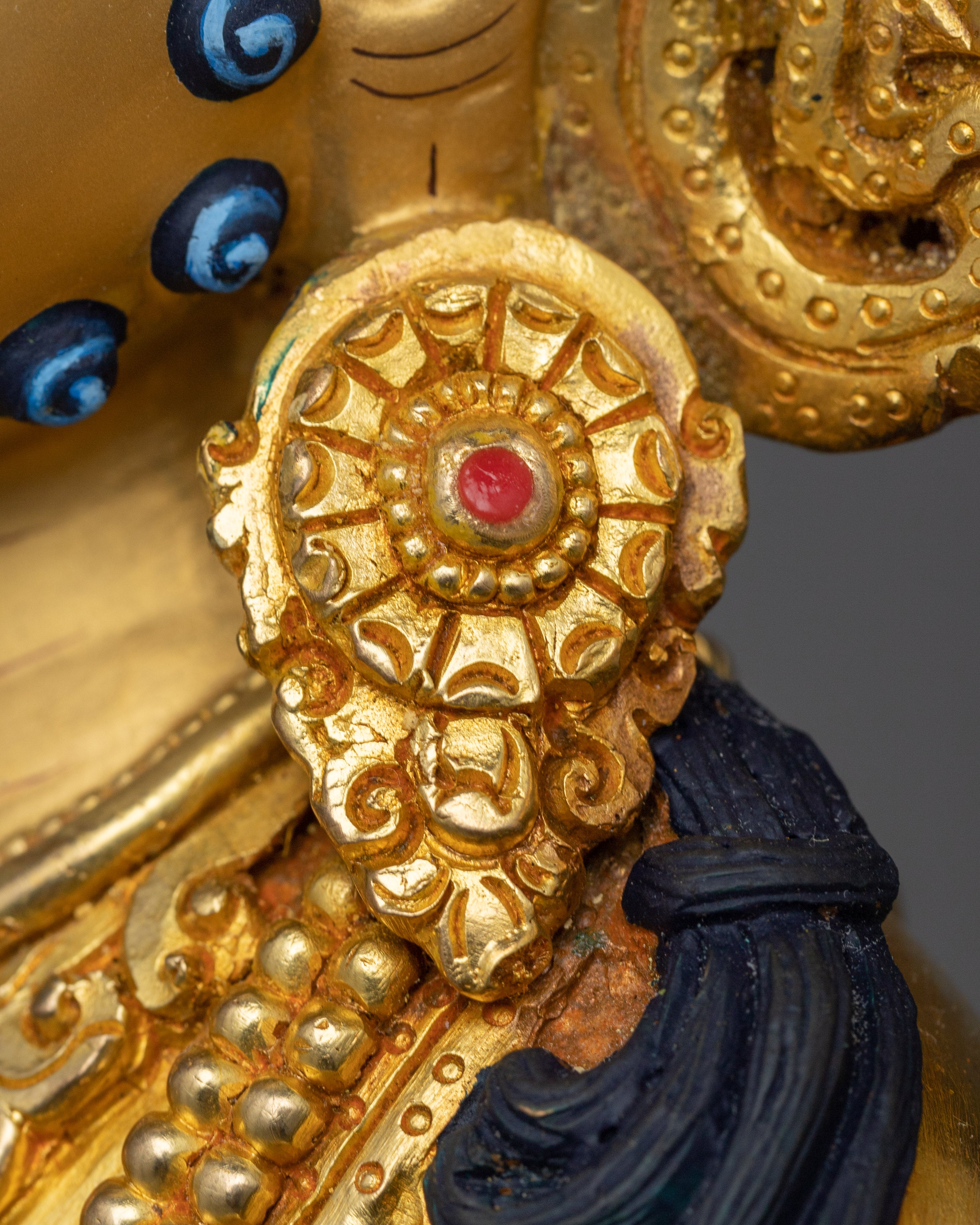 Sublime Namtöshe Sculpture | The Deity of Wealth and Abundance