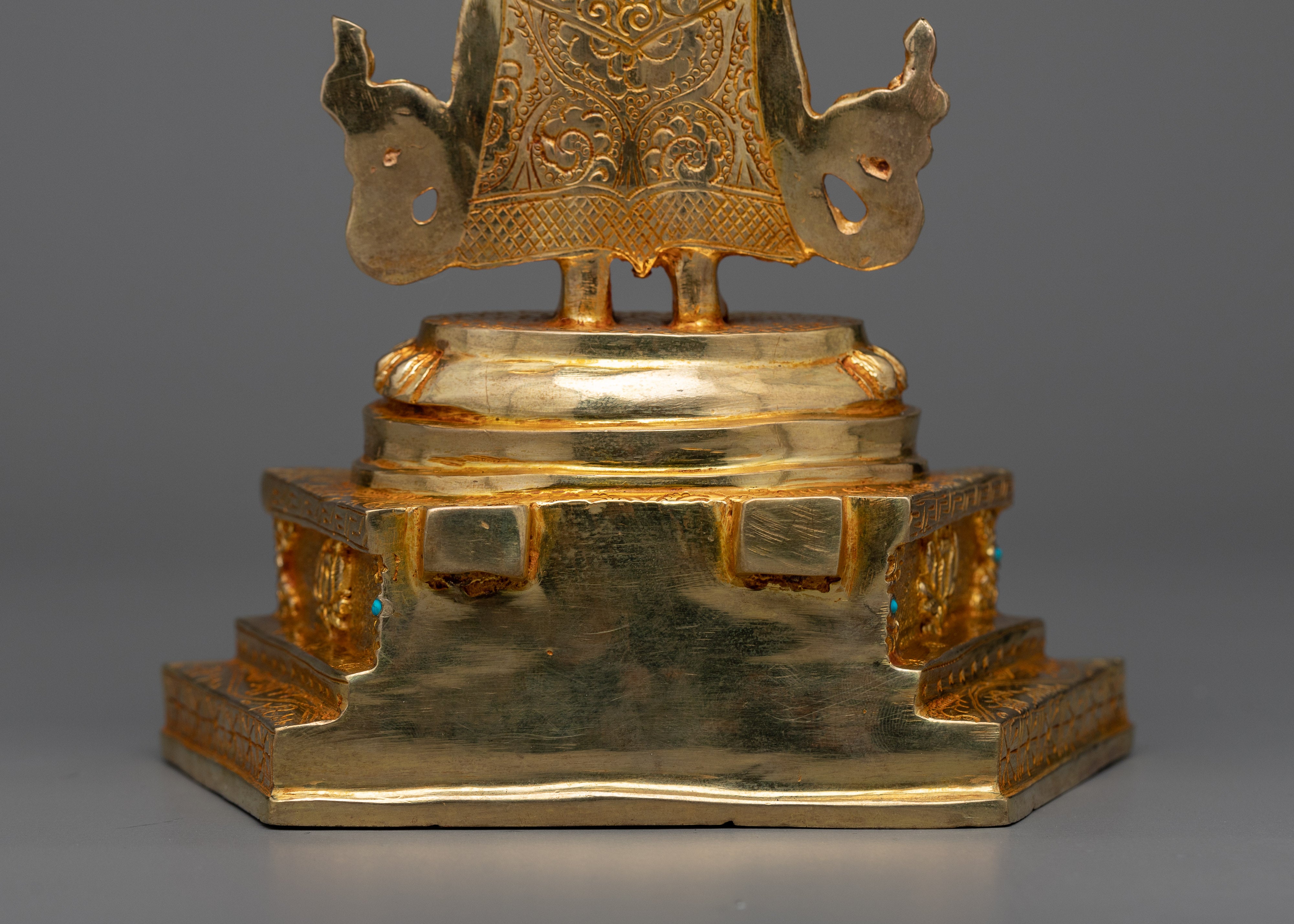 Thousand Arms Chenrezig Statue | Embodiment of Compassion