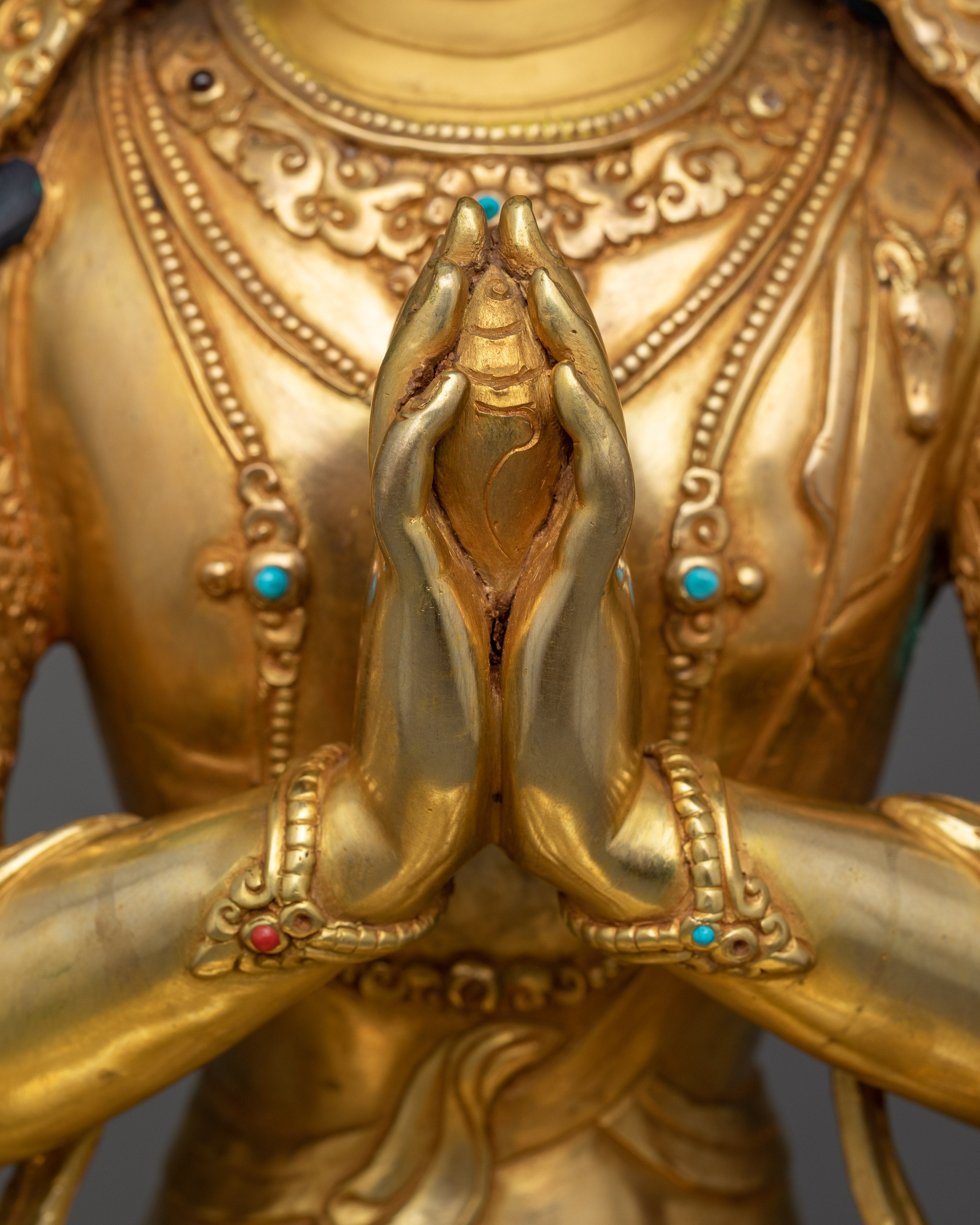 Avalokitesvara Statue | Four-Armed Chenrezig Handmade Sculpture