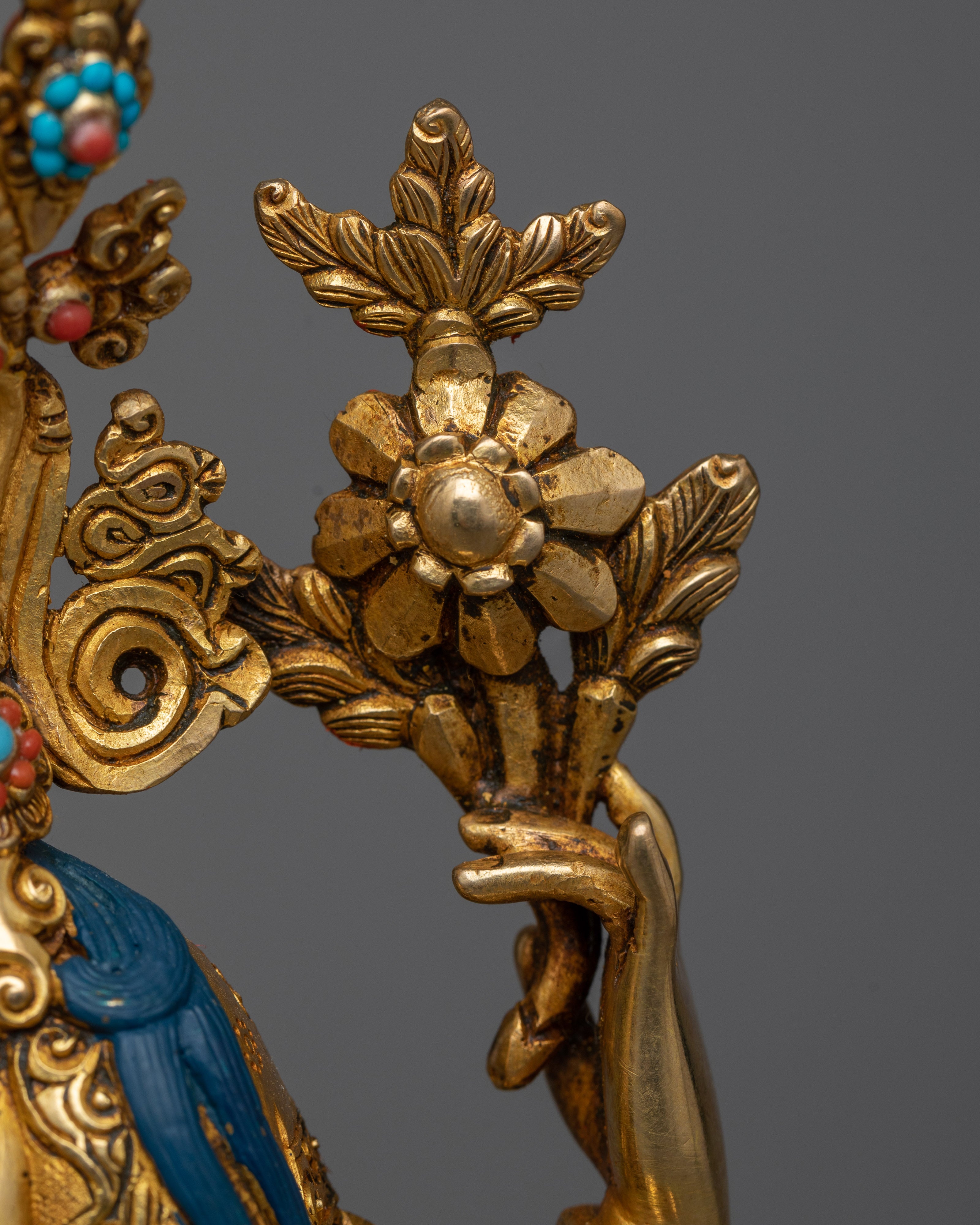 Radiant Chengresi Sculpture | A Premium Beacon of Compassion