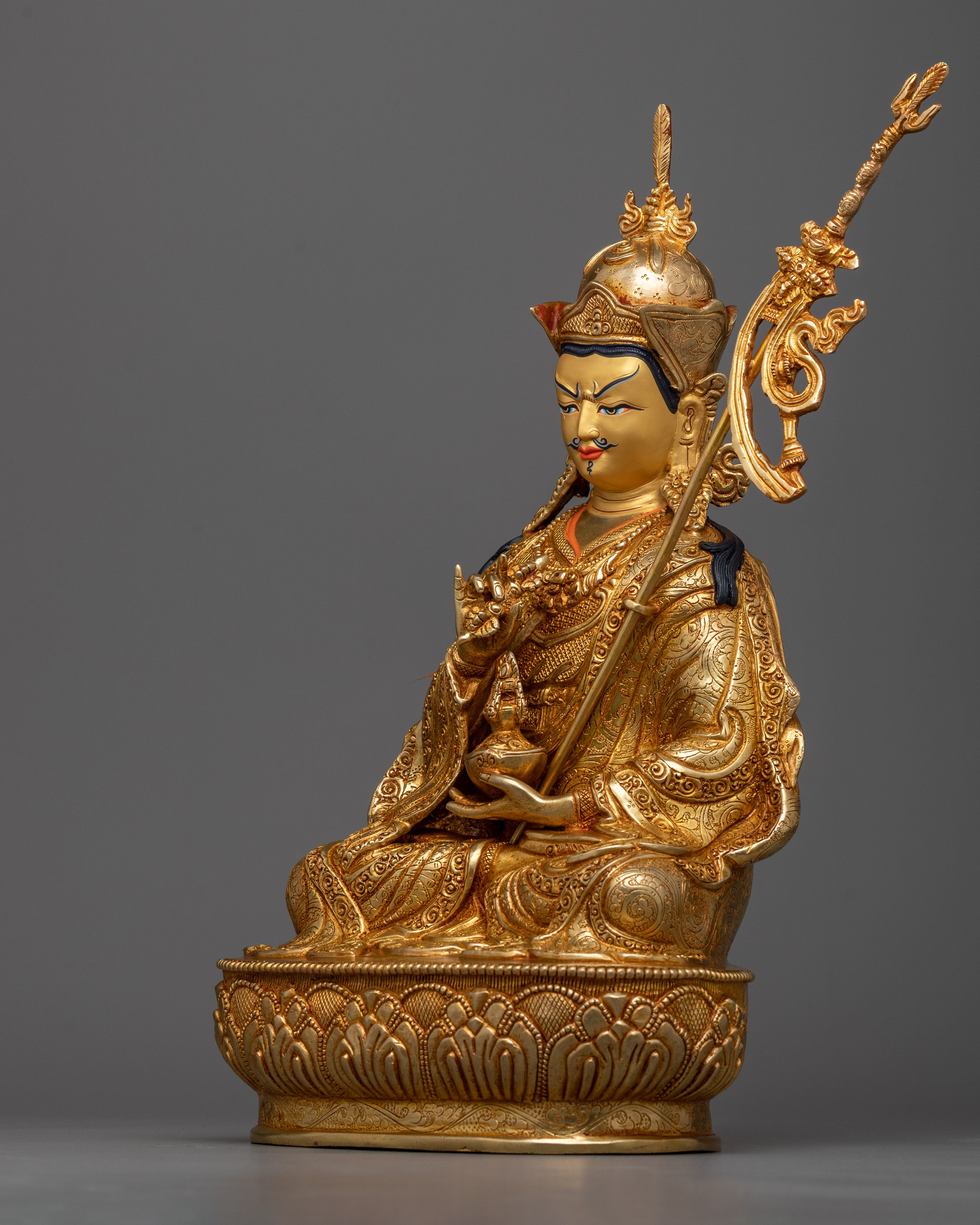 statue for padmasambhava temple