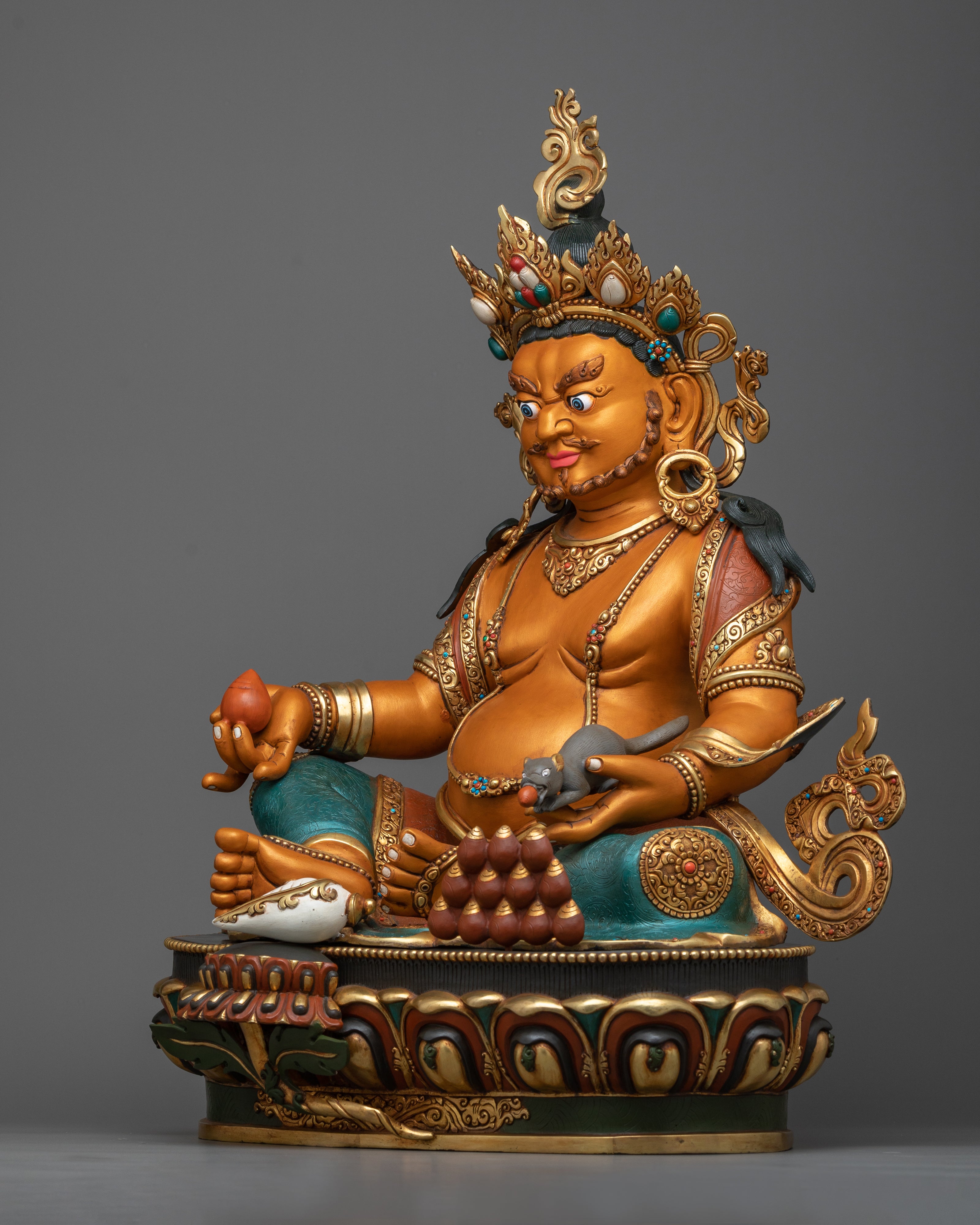 kuber-bhagwan-statue