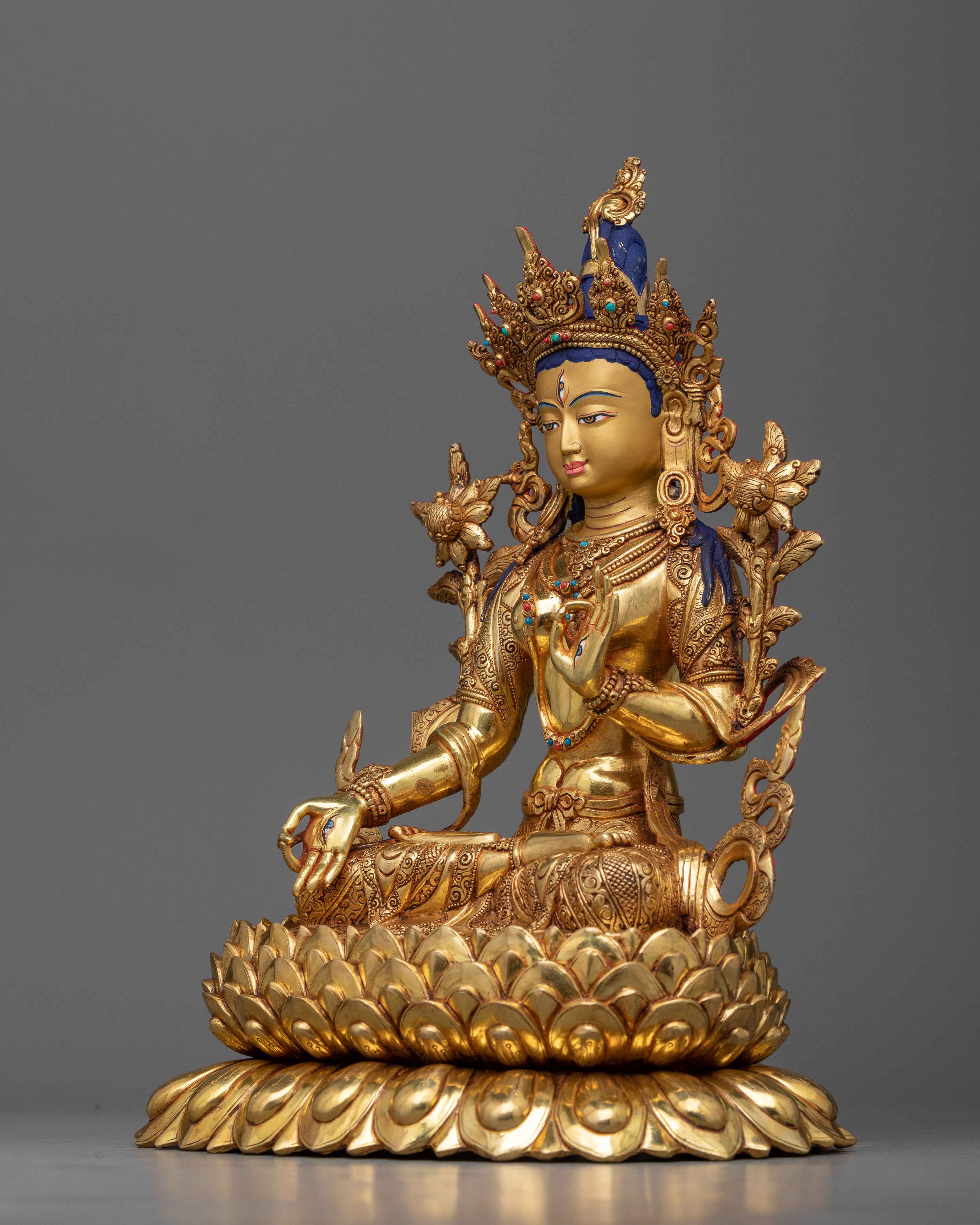 the-white-tara-sculpture