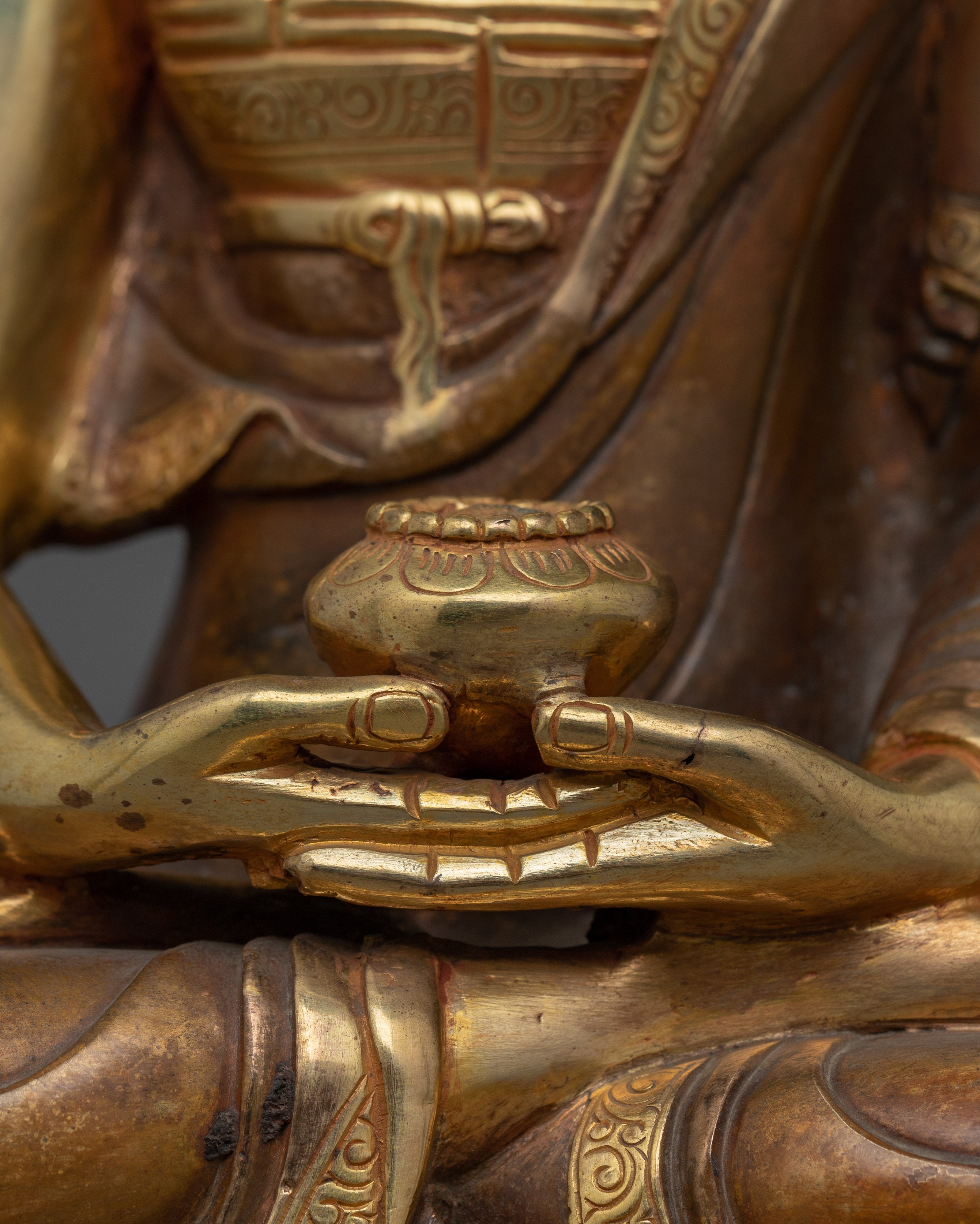 Buddha Amitabha Mudra Statue | The Boundless Light and Life