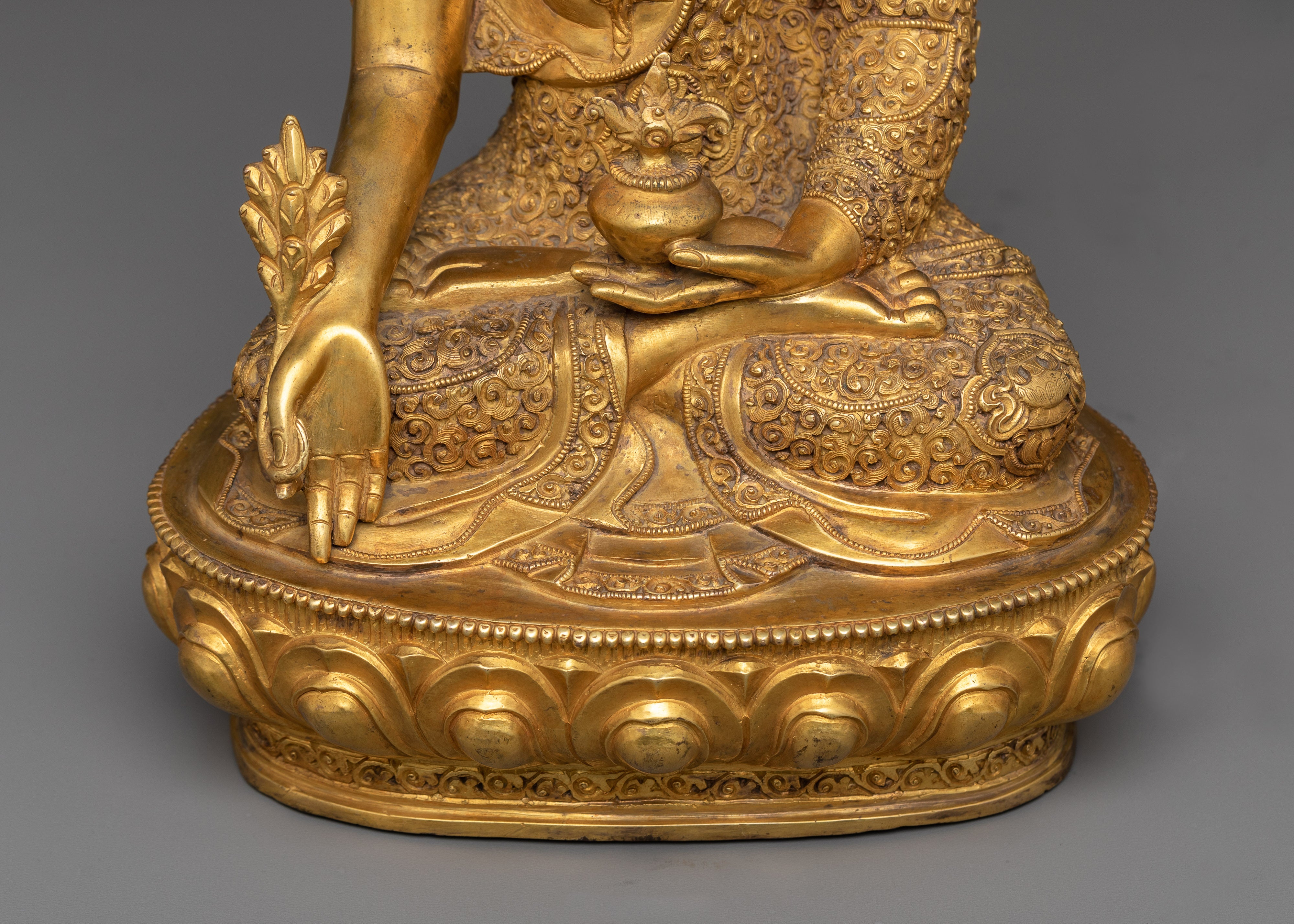 Kadampa Medicine Buddha Statue | A Beacon of Health and Spiritual Enlightenment