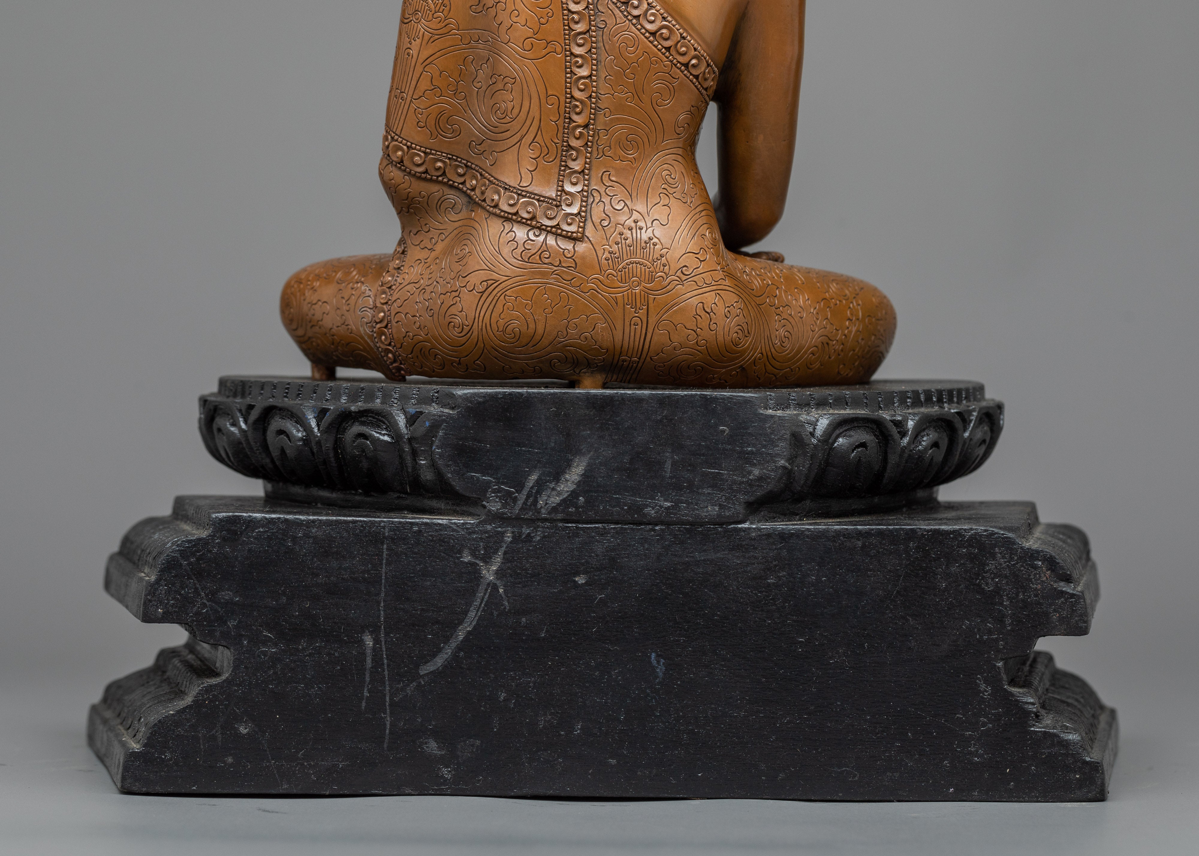 Kadampa Shakyamuni Buddha Sculpture | Beautiful Nepalese Artwork
