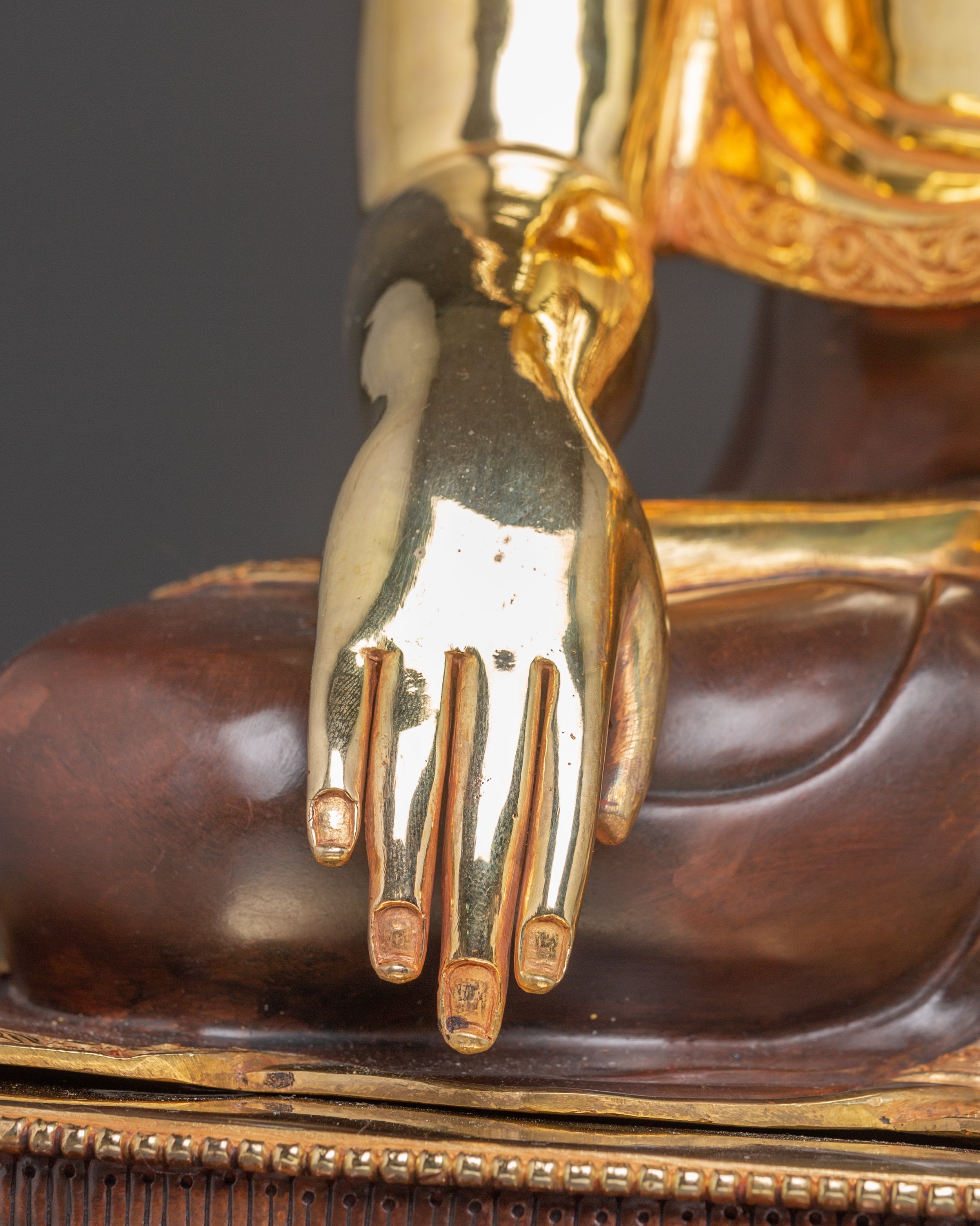 Handcrafted Sculpture of Buddha Shakyamuni | Historical Buddha