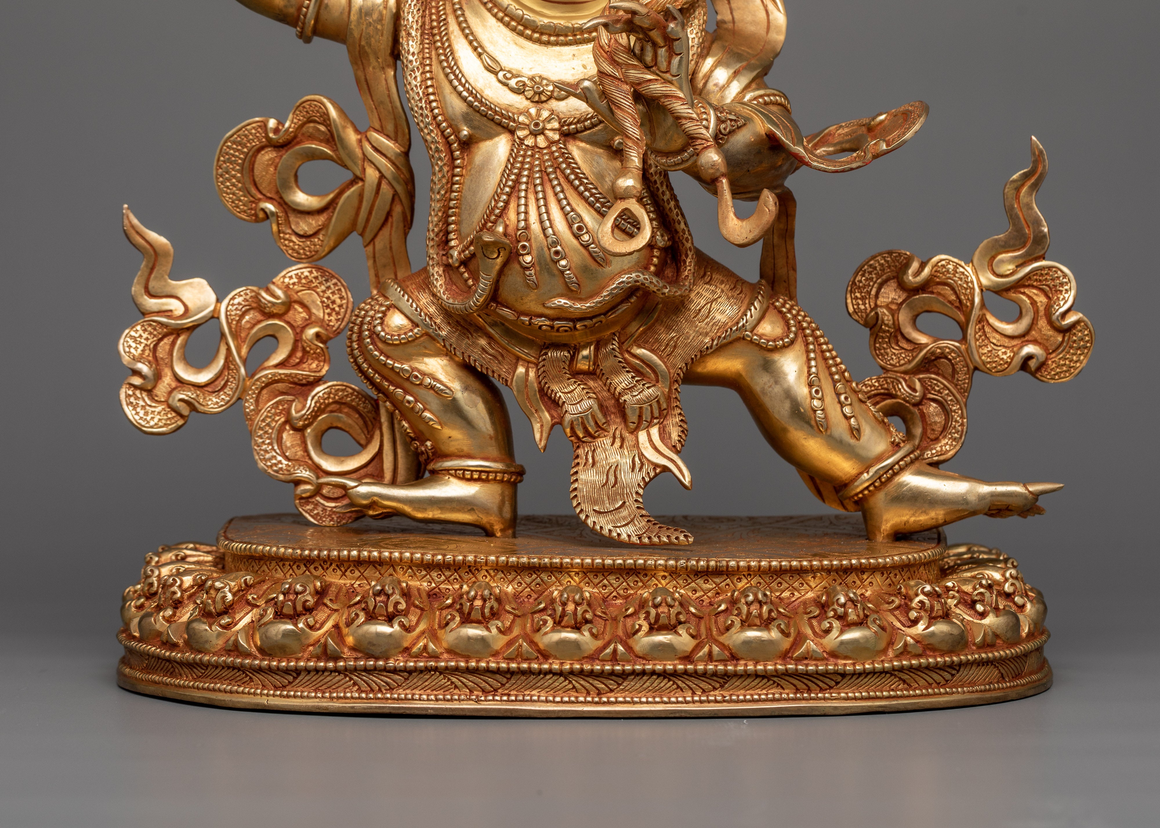 Vajrapani Bodhisattva Statue | The Power of Thunderbolt