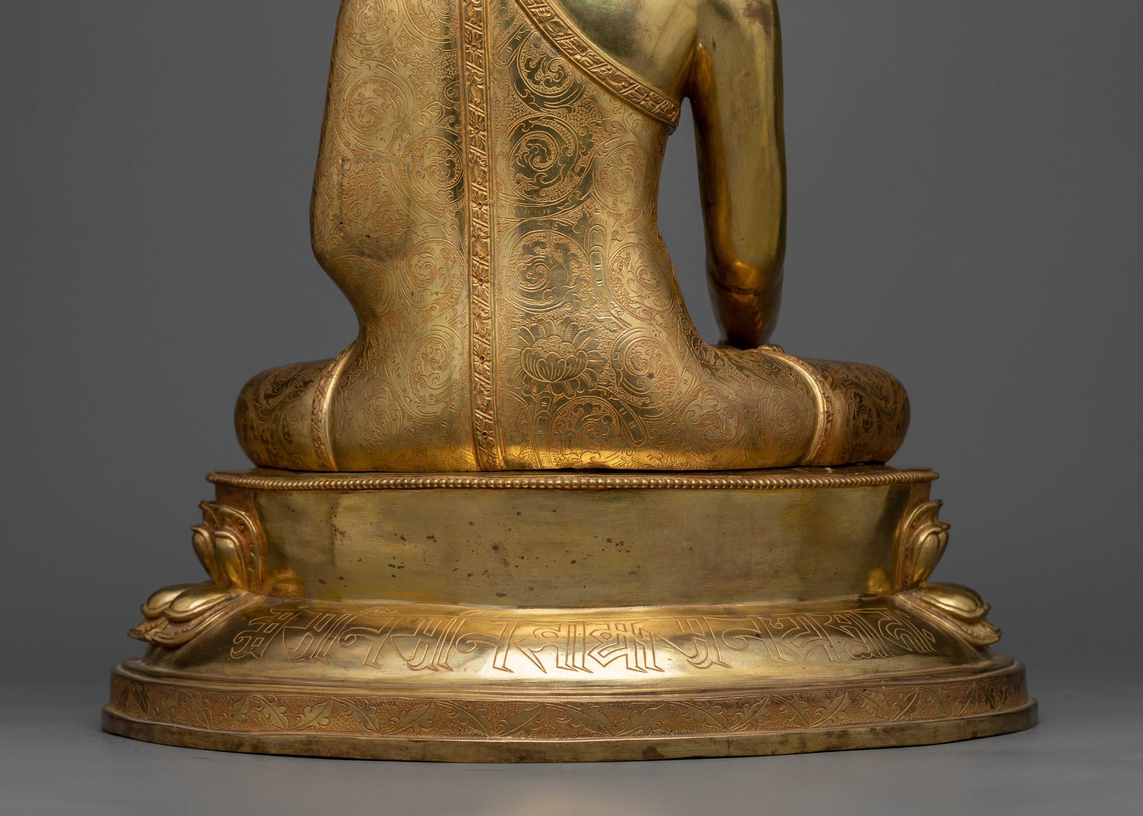 Namo Gautama Shakyamuni Statue | A Beacon of Spiritual Radiance
