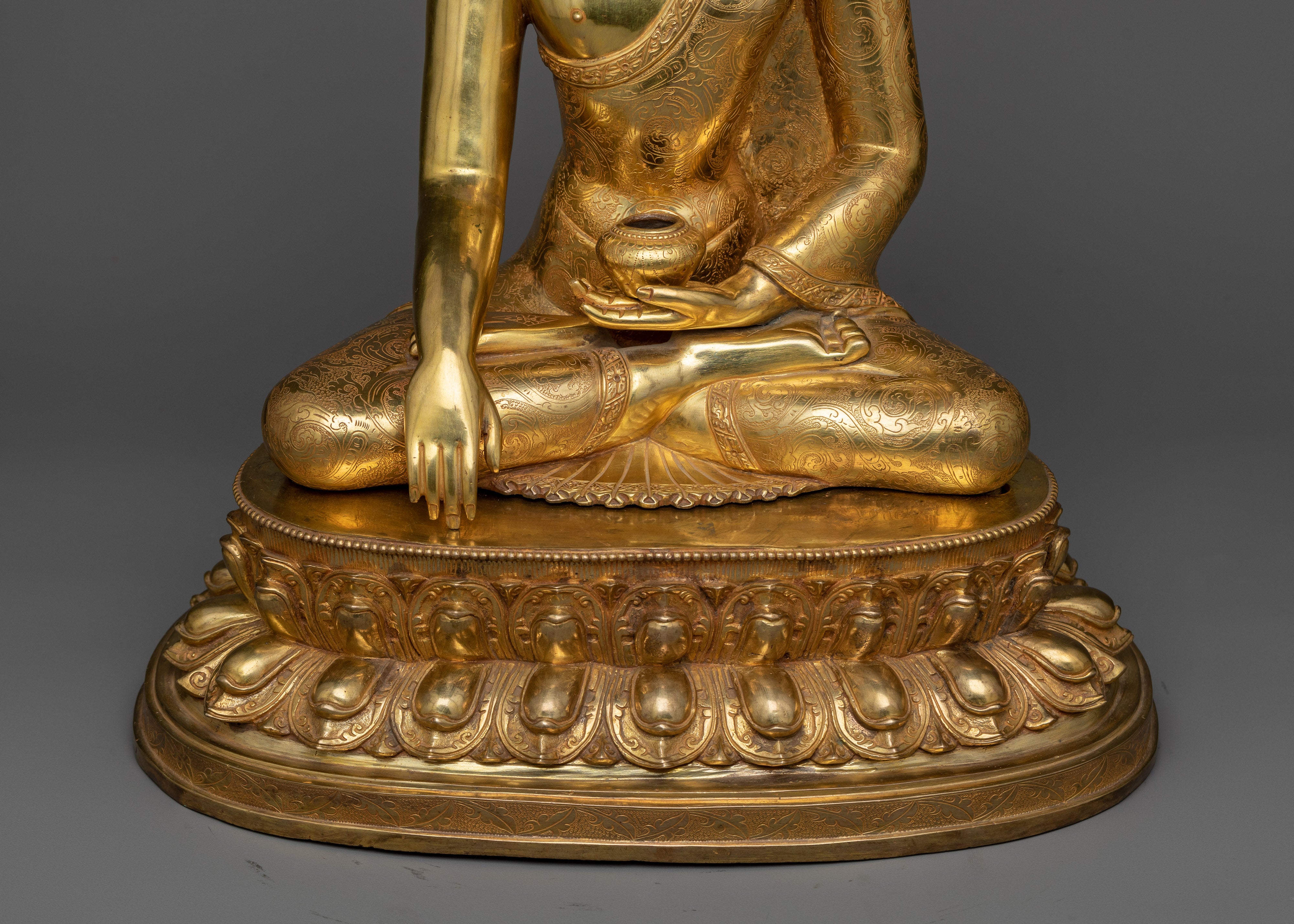 Namo Gautama Shakyamuni Statue | A Beacon of Spiritual Radiance