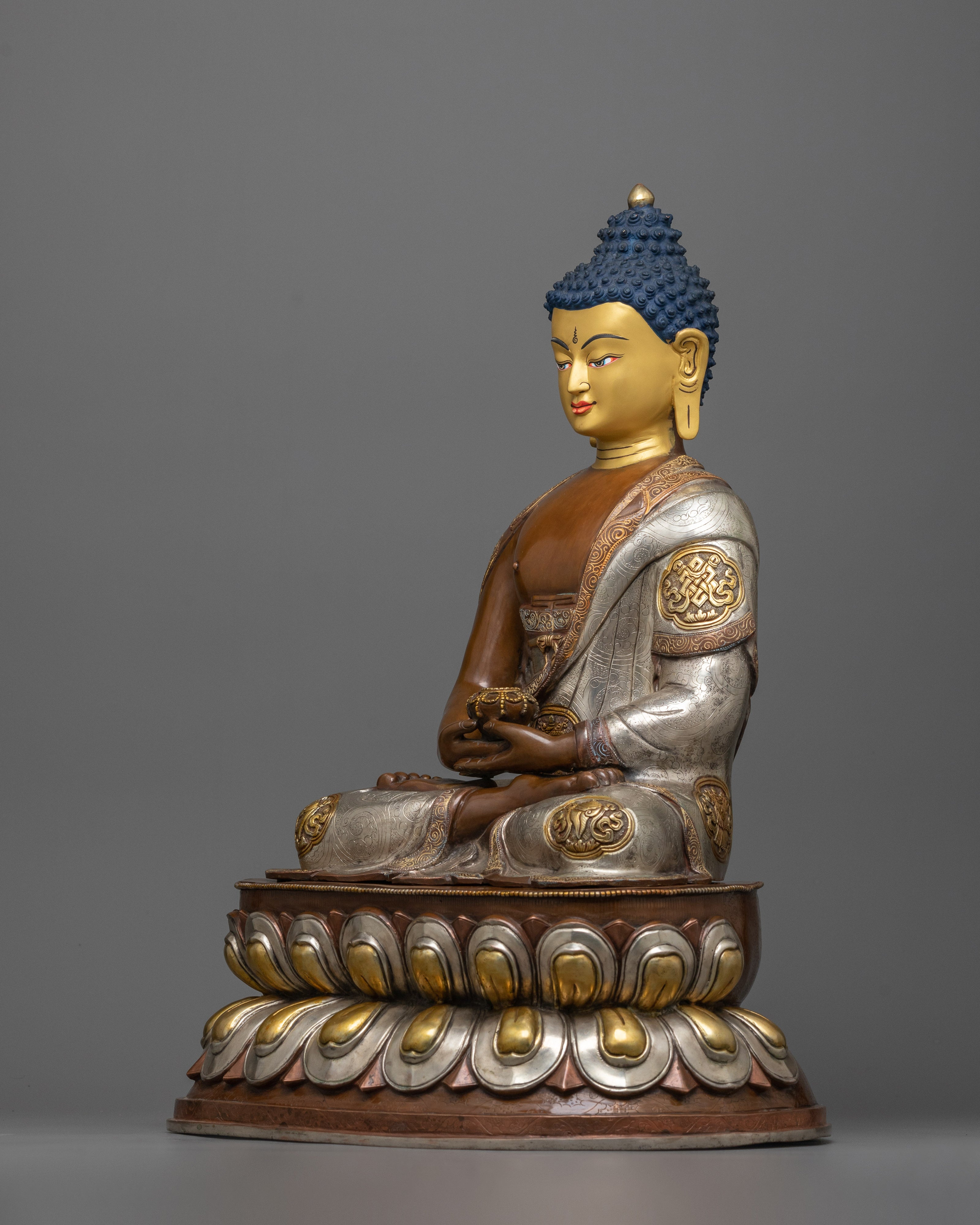 amida buddha statue
