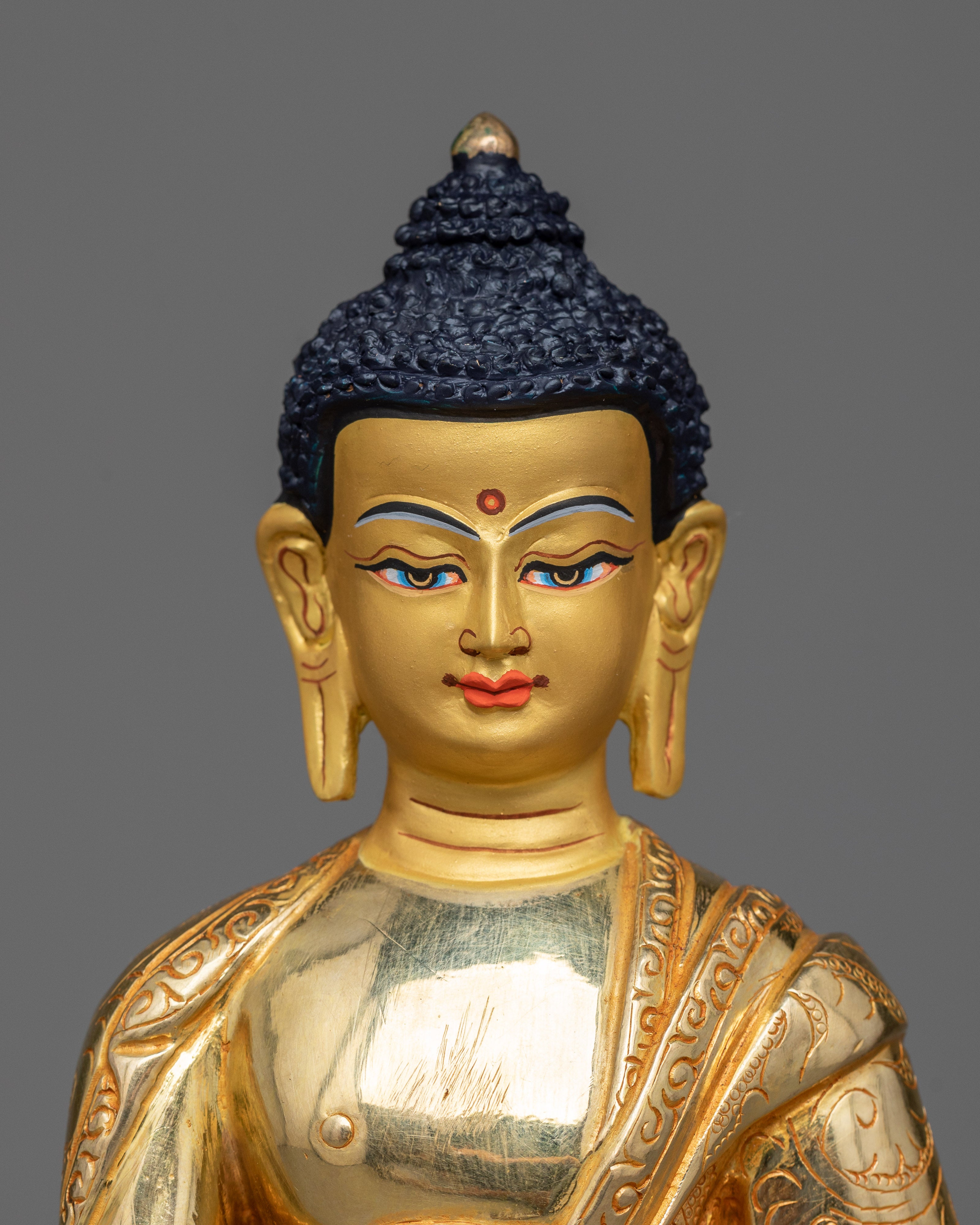 famous shakyamuni buddha sculpture