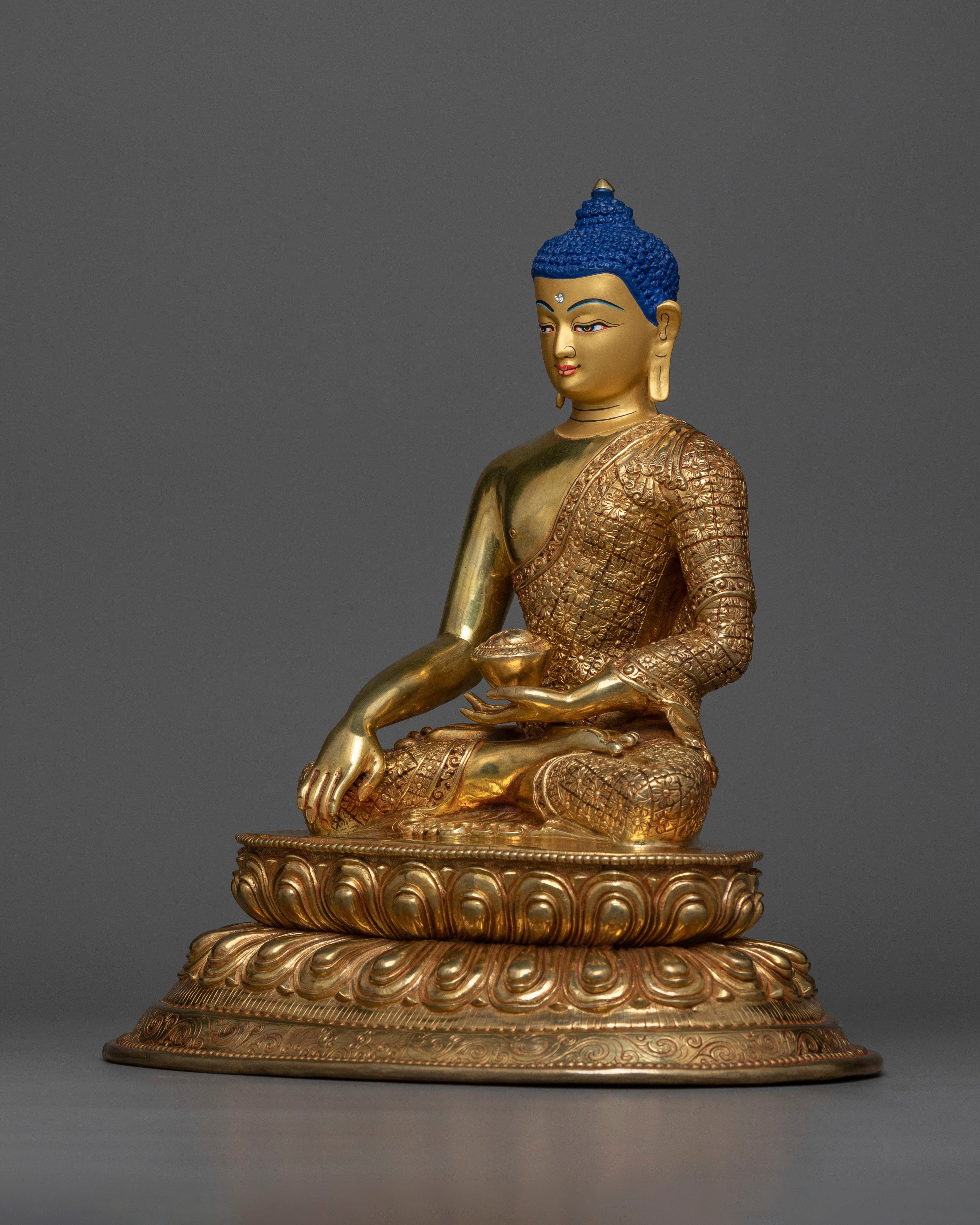 lord buddha shakyamuni