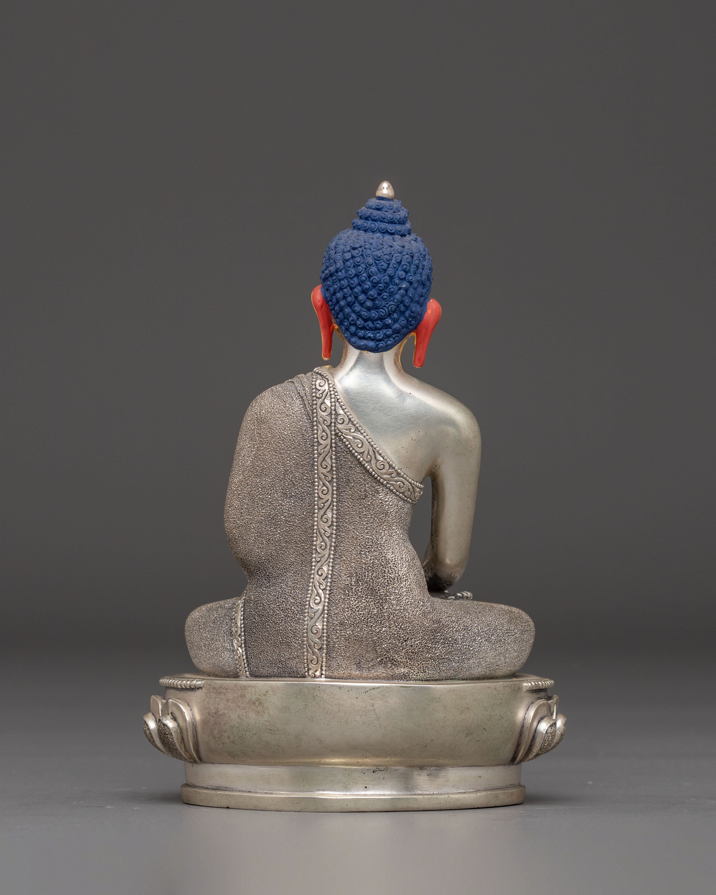 Statue of Silver-Plated Shakyamuni Buddha: The Awakened One