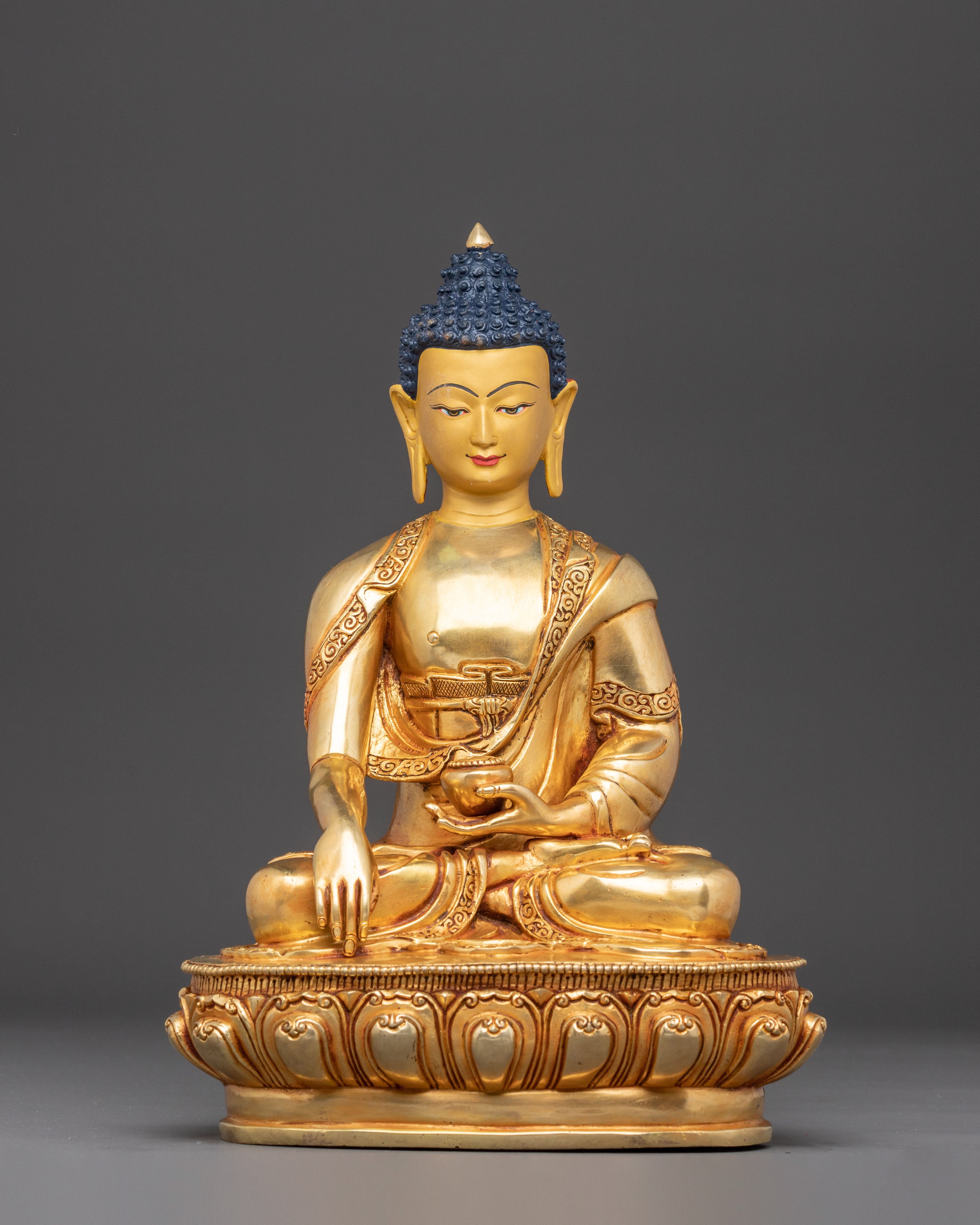 Shakyamuni Buddha Statue: Symbol of Wisdom