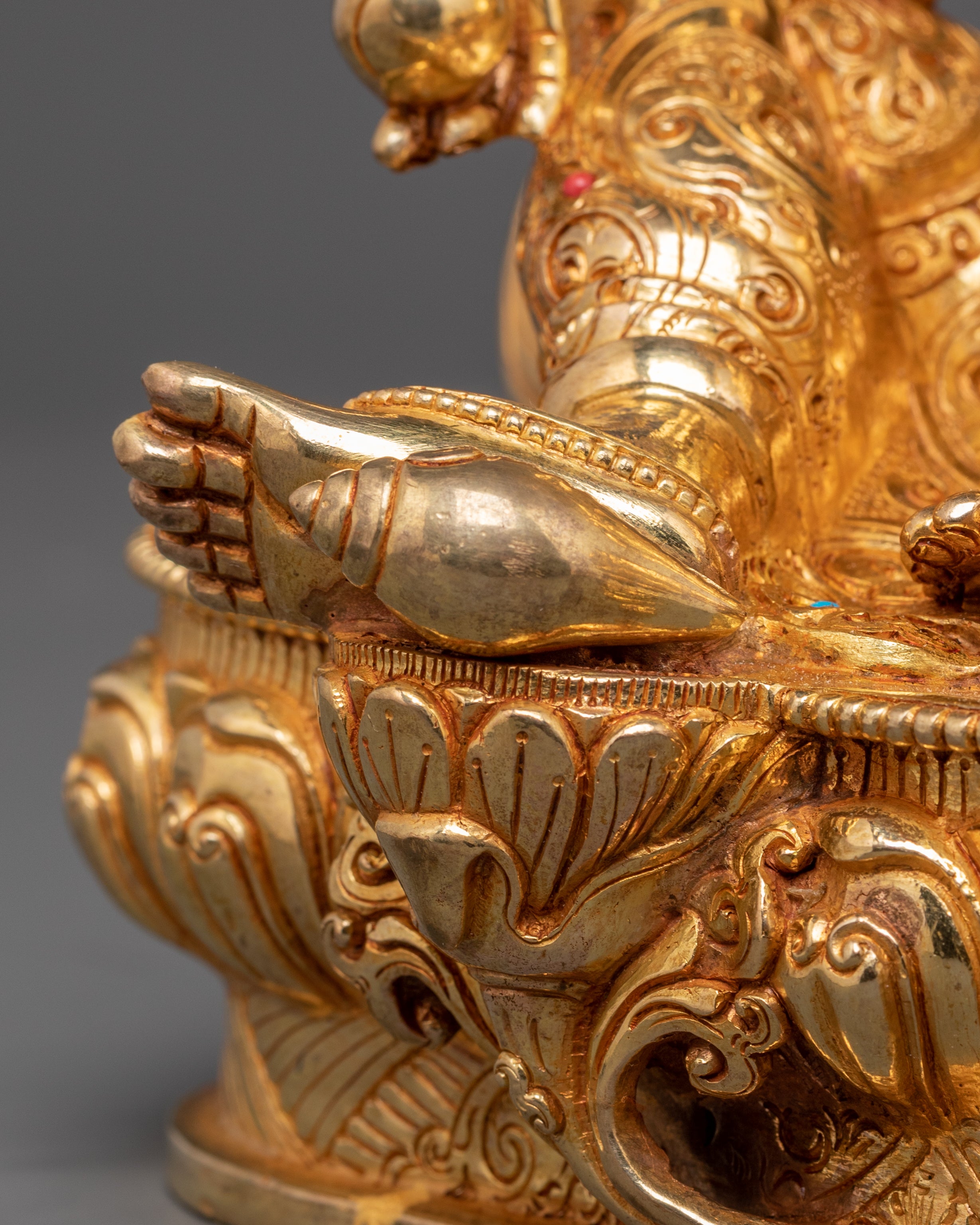 Dzambhala Fortune Icon Tibetan Artwork | Wealth Deity Sculpture