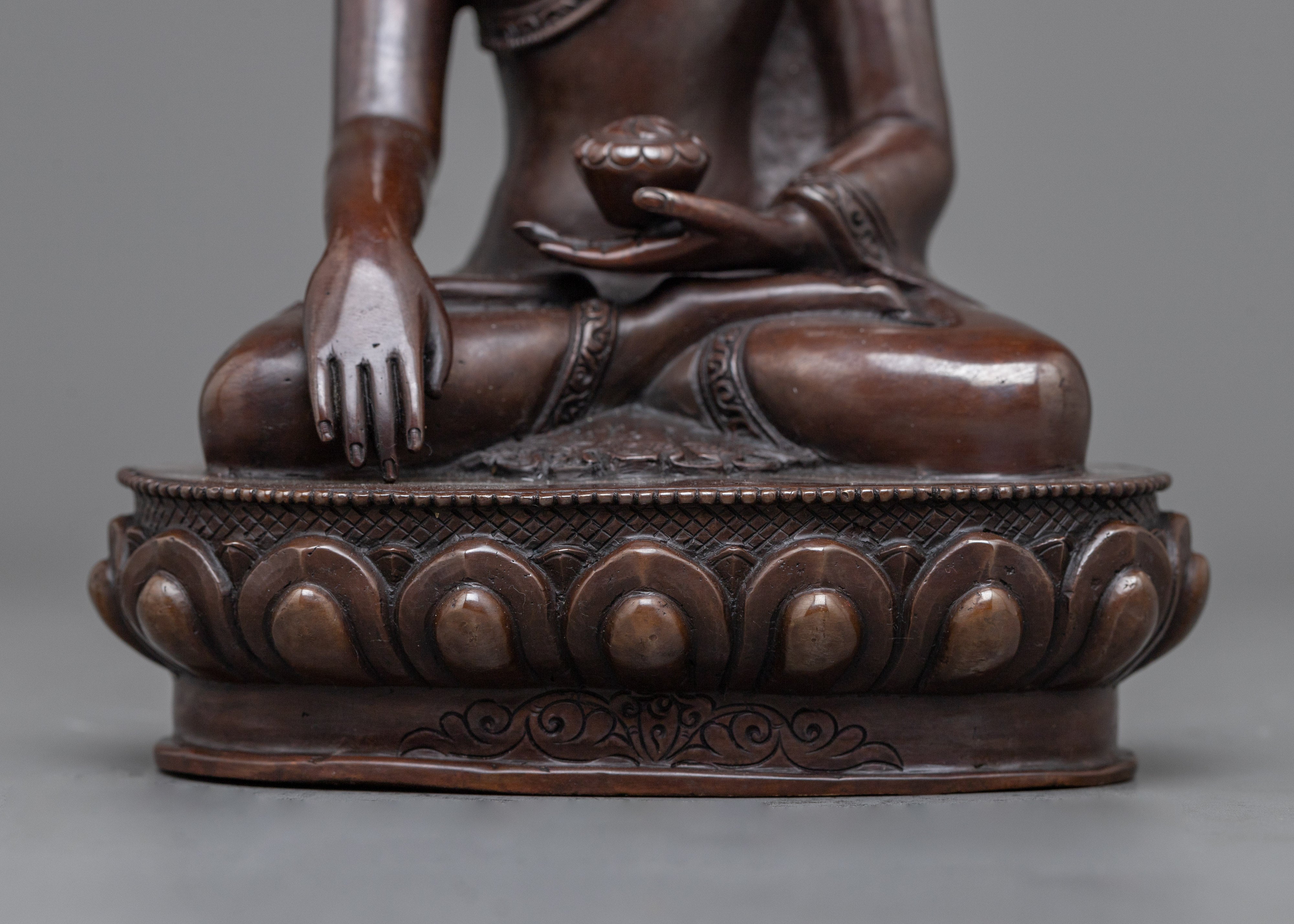 Buddha Shakyamuni: The Enlightened Sage | Oxidized Copper Statue
