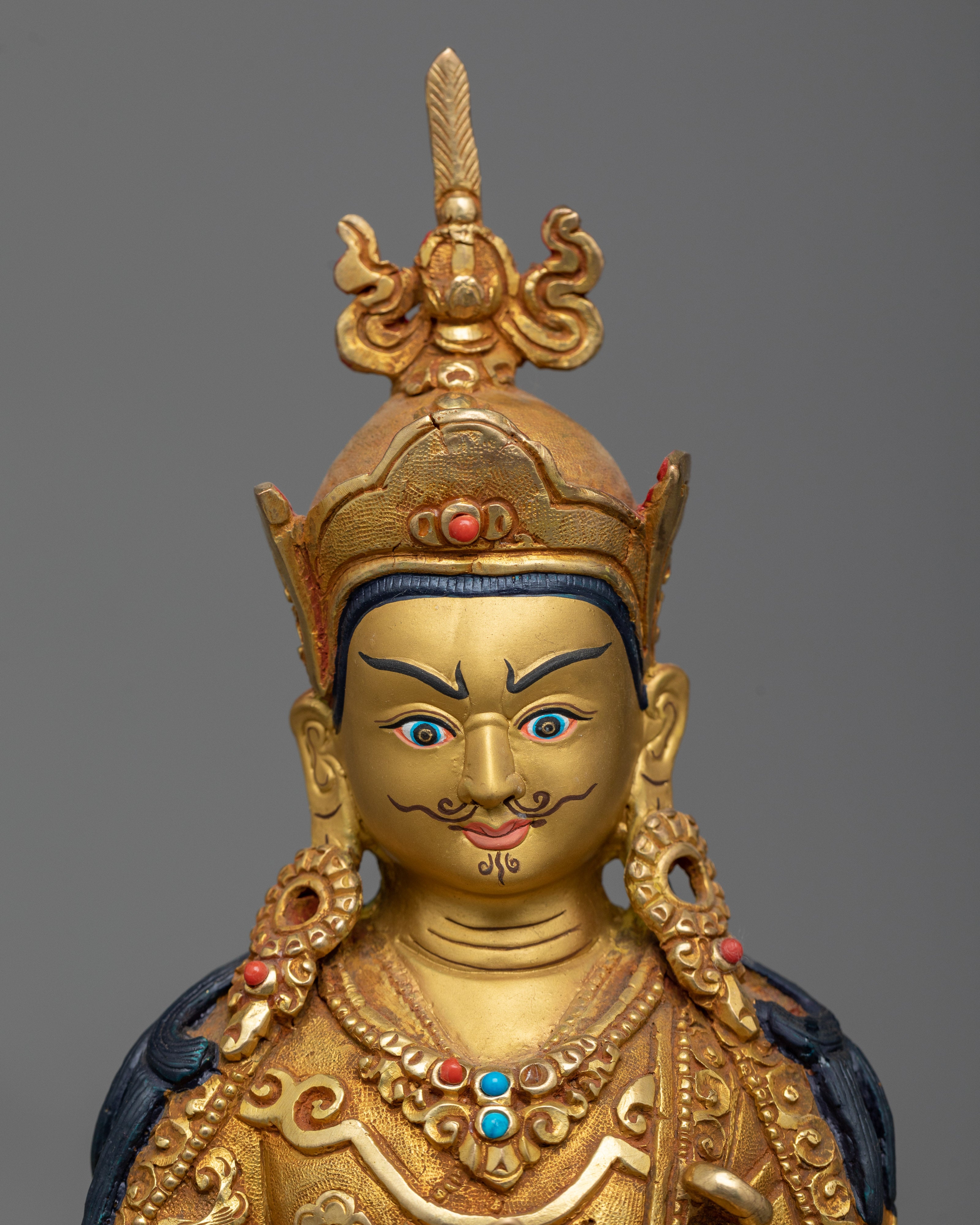 guru-padmasambhava-sculpture