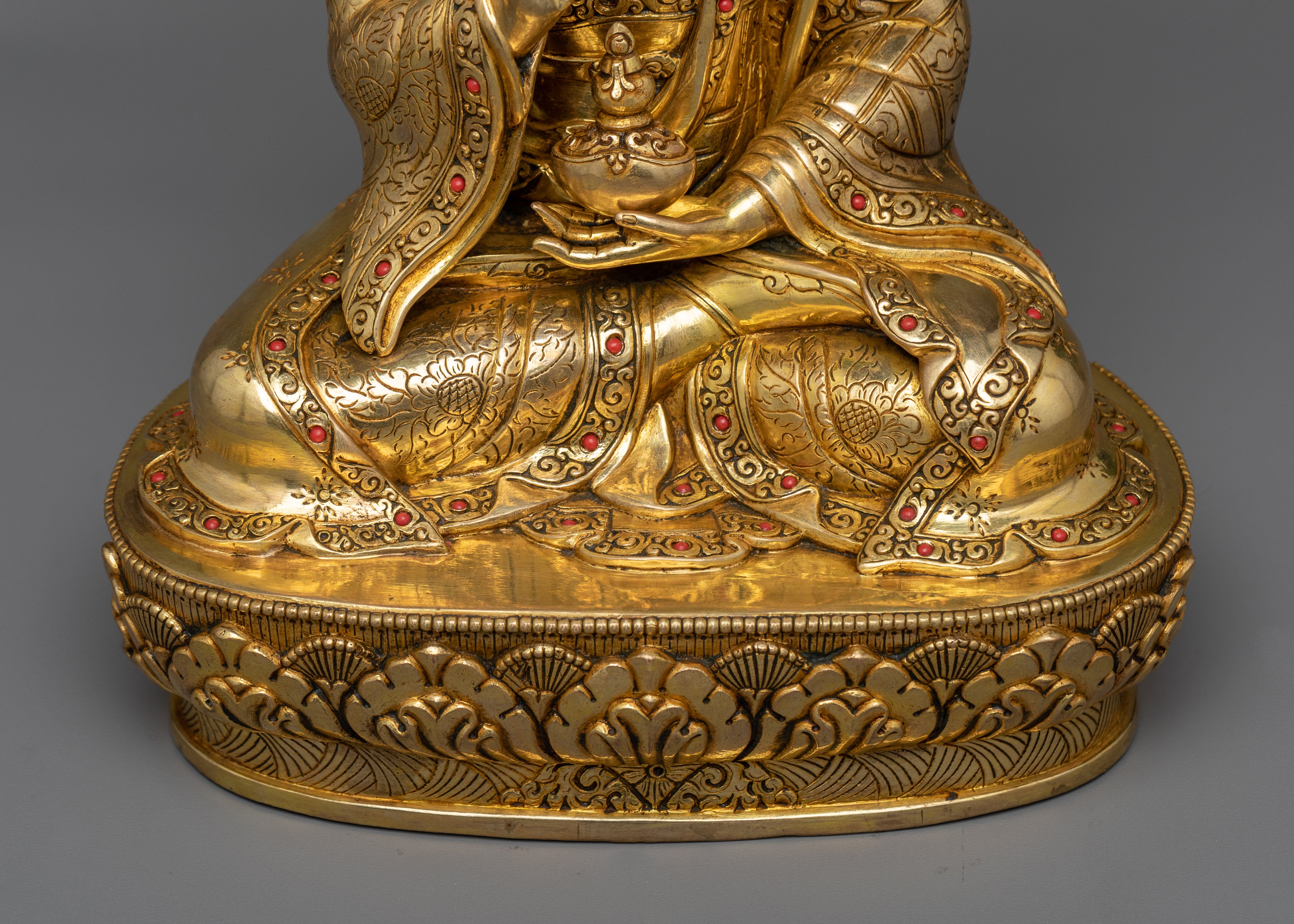 Copper Statue of Guru Rinpoche | Divine Illumination