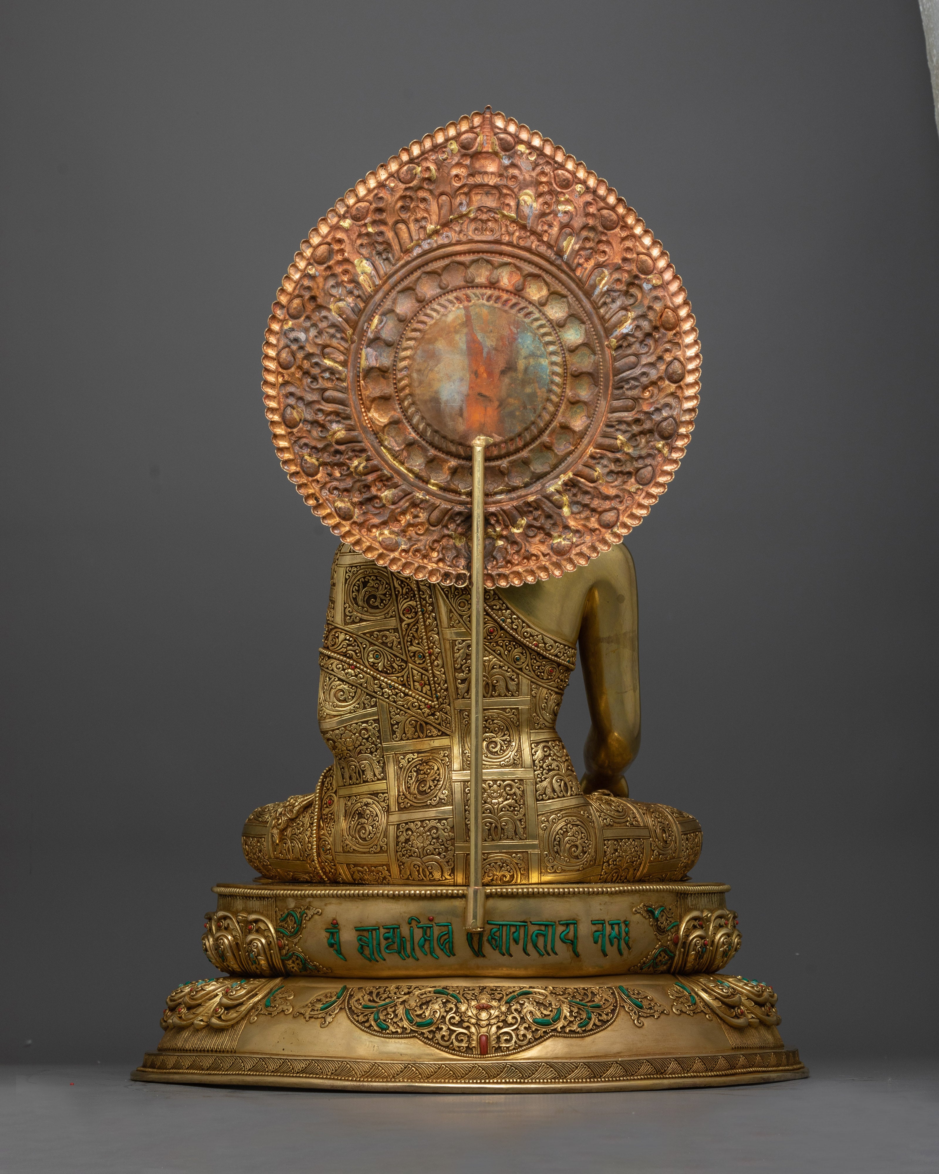 Beautiful Statue of Shakyamuni Buddha | Radiance of Enlightenment