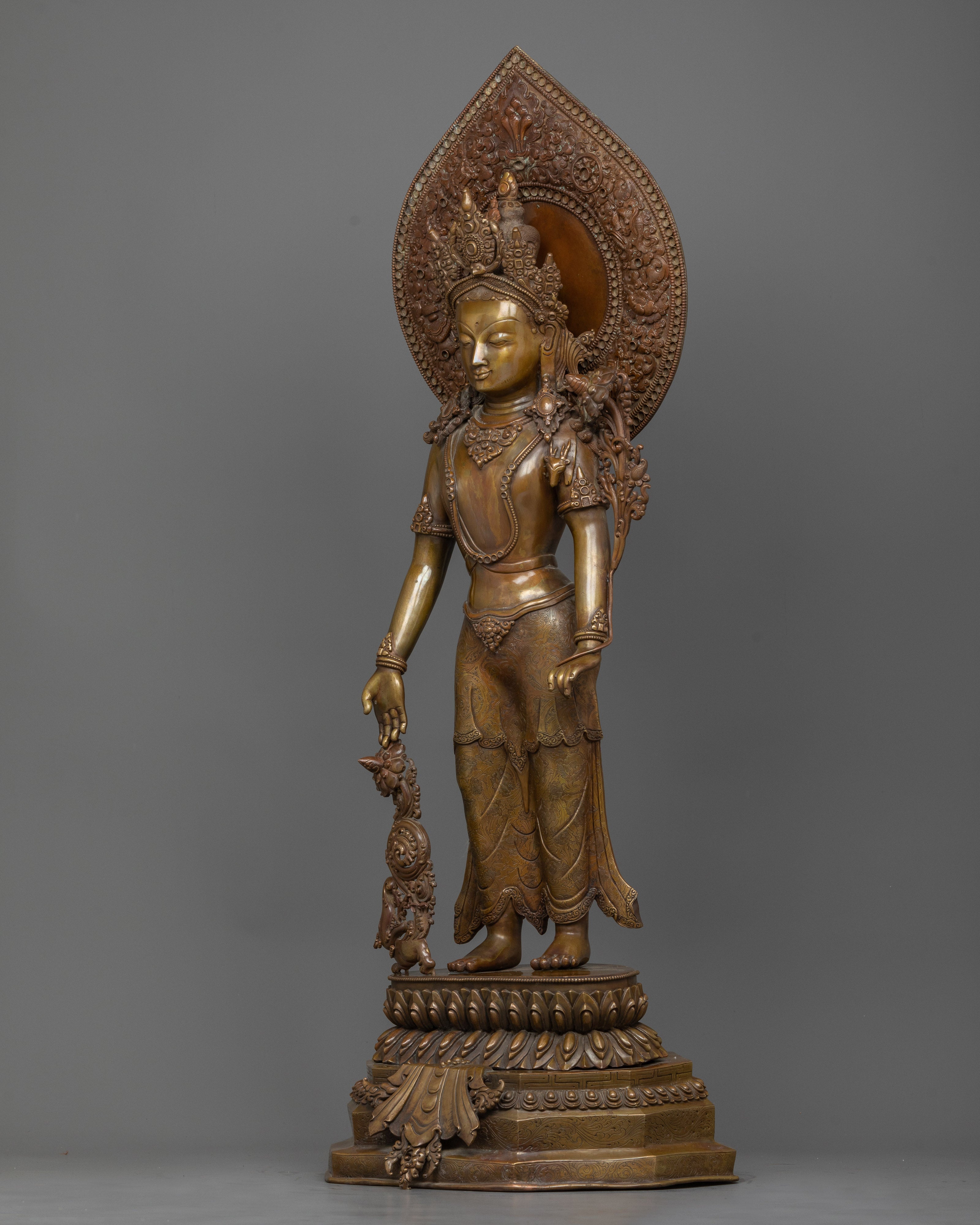 standing-chenrezig-padmapani