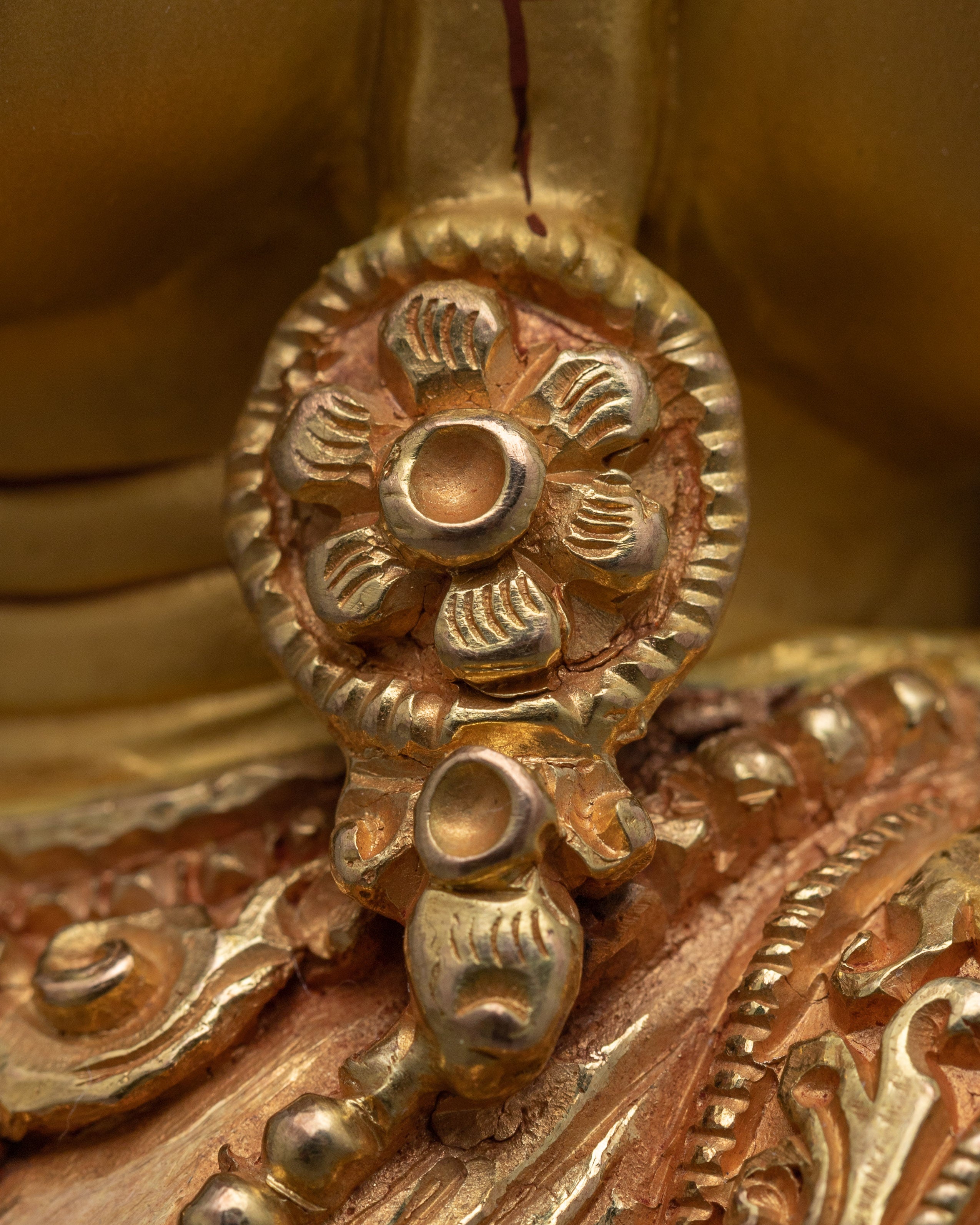 Kunrig Sculpture | Traditional Nepalese Artwork