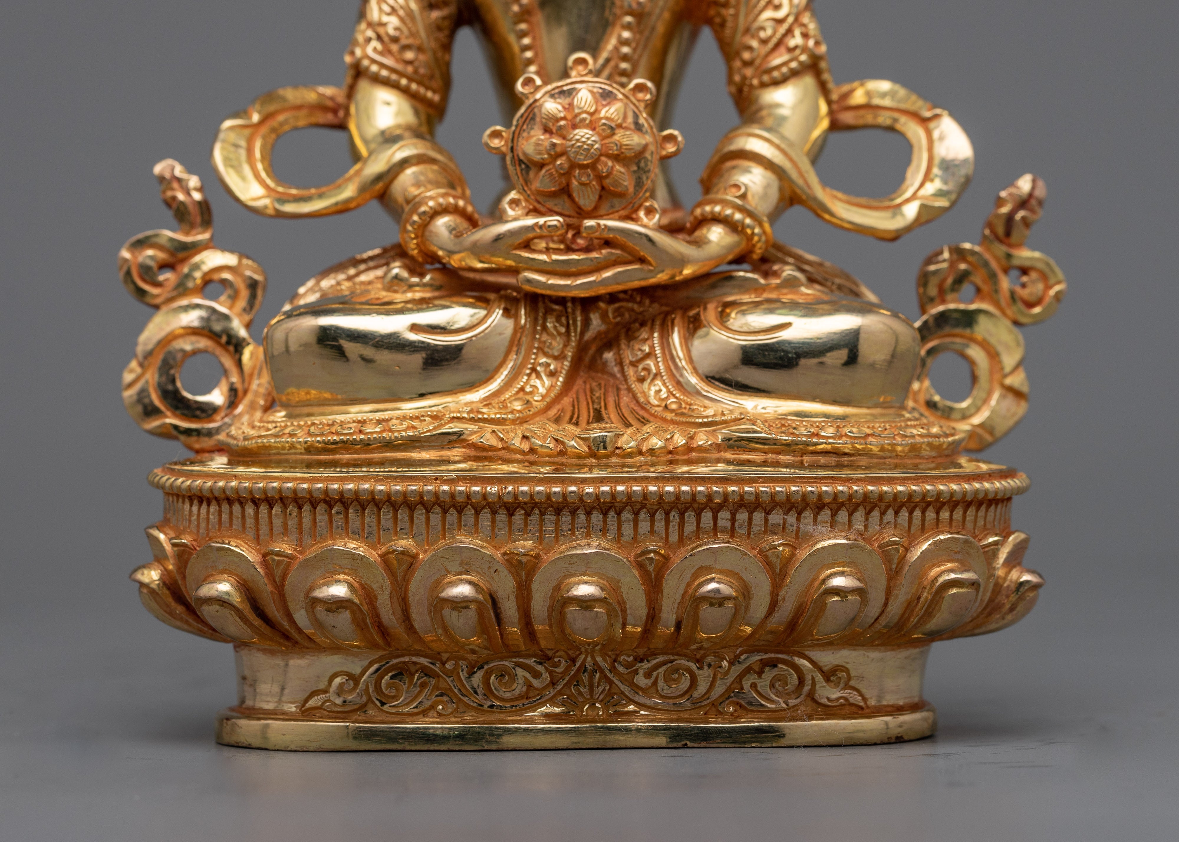 Kunrig Sculpture | Traditional Nepalese Artwork