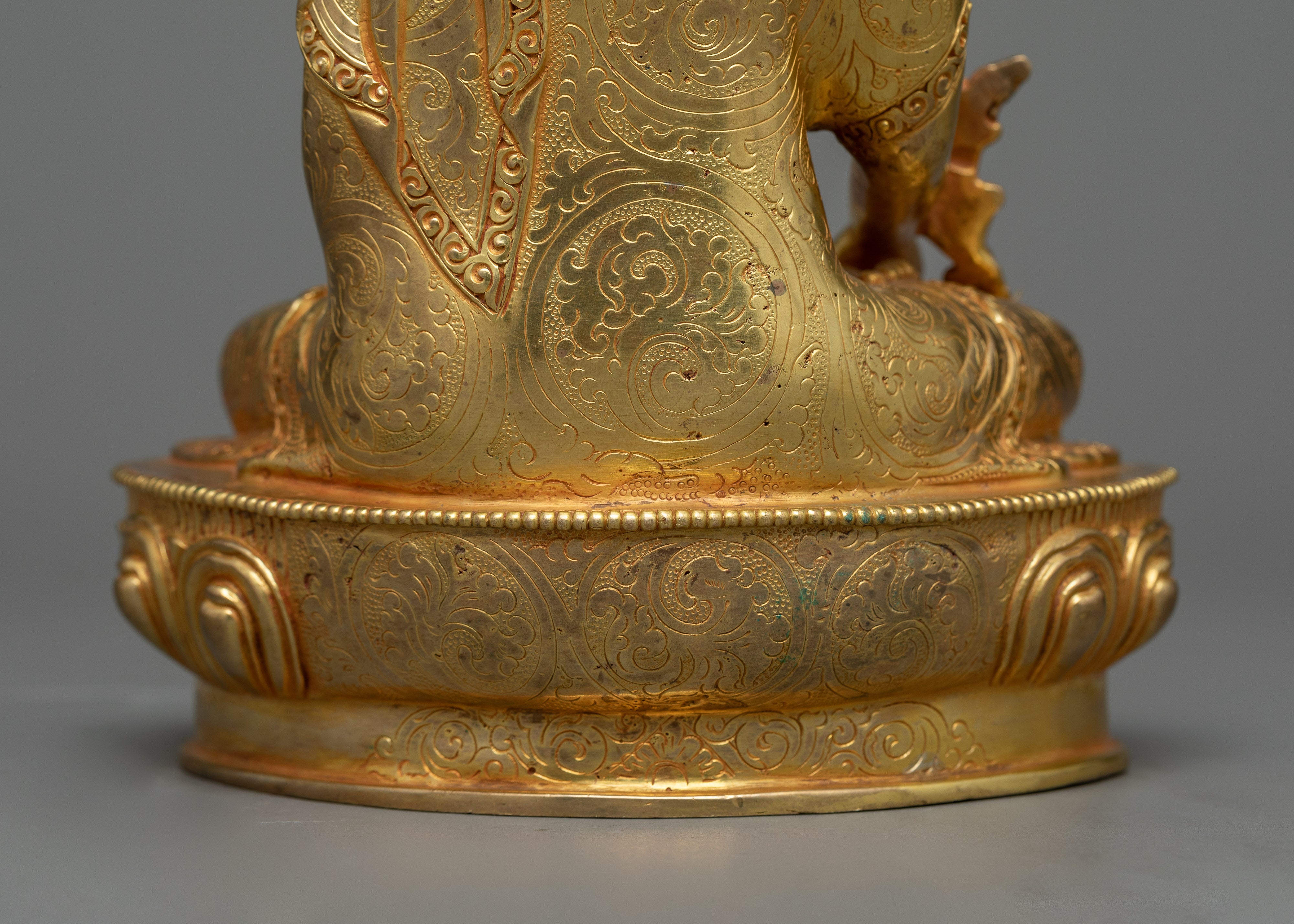 Serene Healing Buddha Sculpture | Beacon of Wellness and Mindfulness