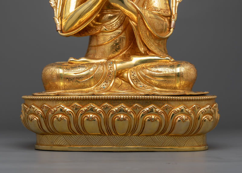The Enlightened Je Lama Tsongkhapa Statue | Inspiring Serenity and Wisdom