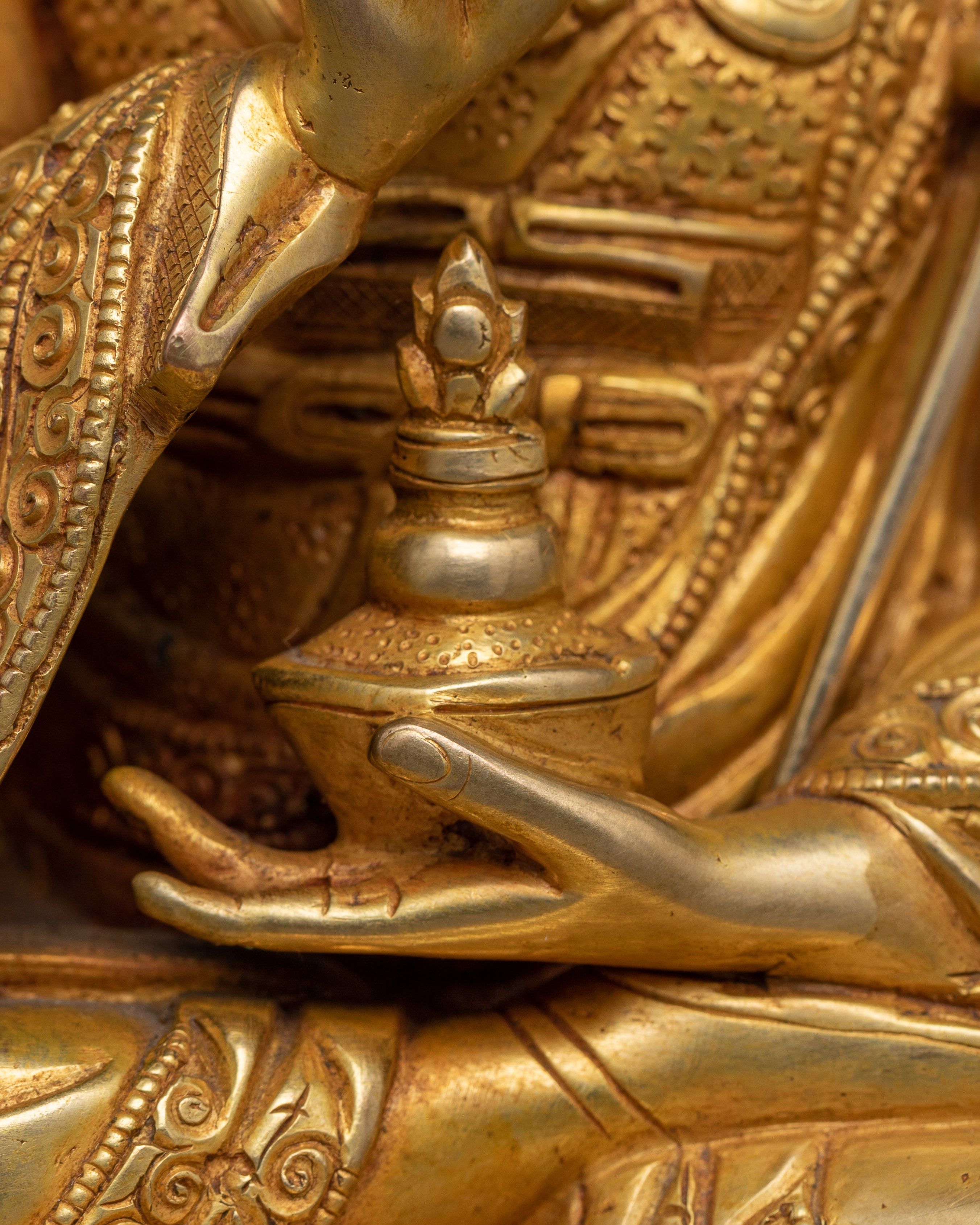 Padma Rinpoche Statue | Embodiment of Wisdom and Compassion