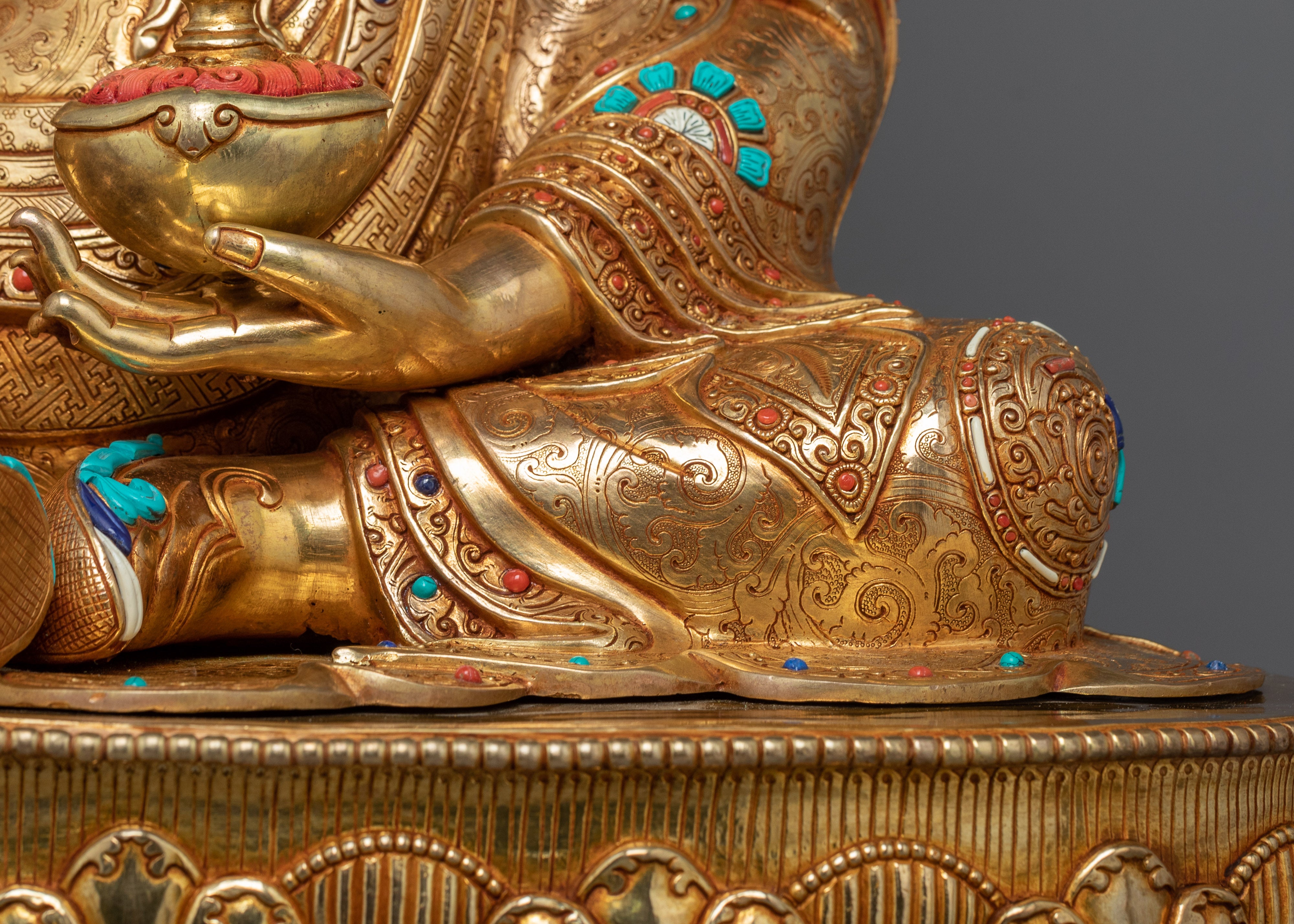 Guru Pema Jungne Statue | Manifestation of Enlightened Activity