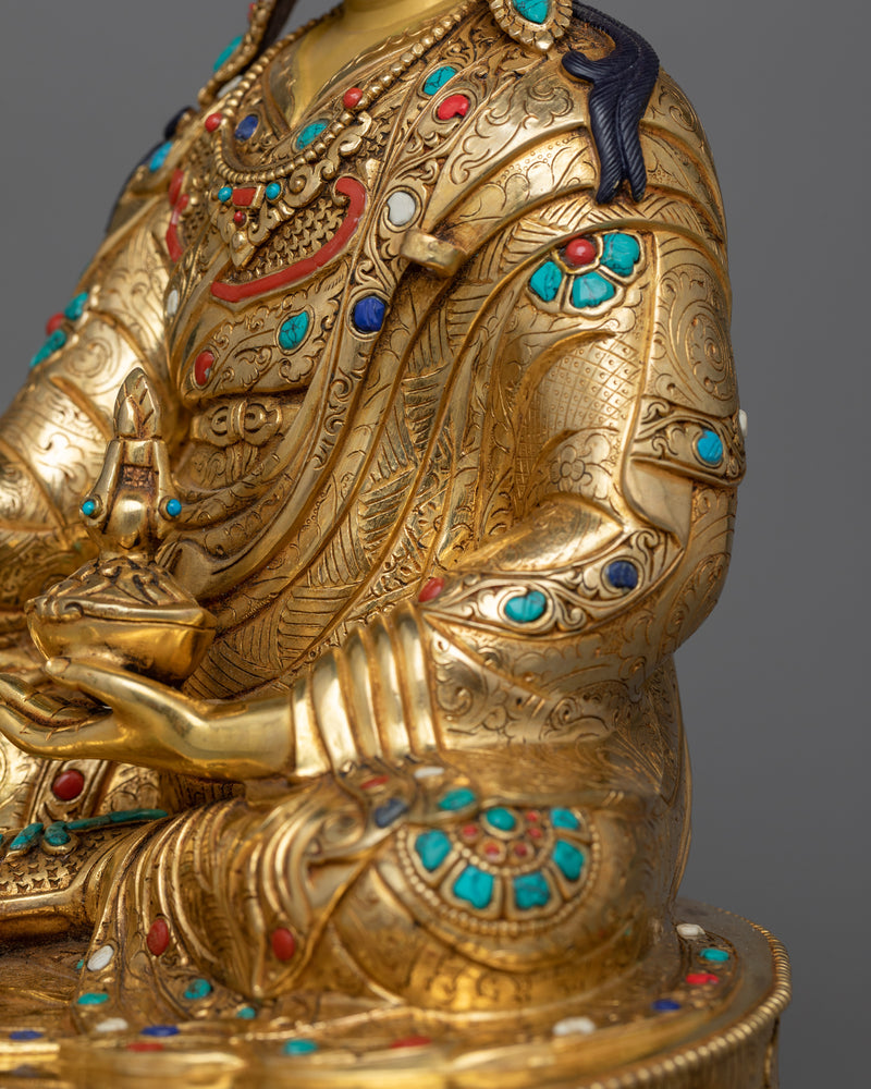Vajra Guru Pema Statue | Emblem of Wisdom and Enlightenment