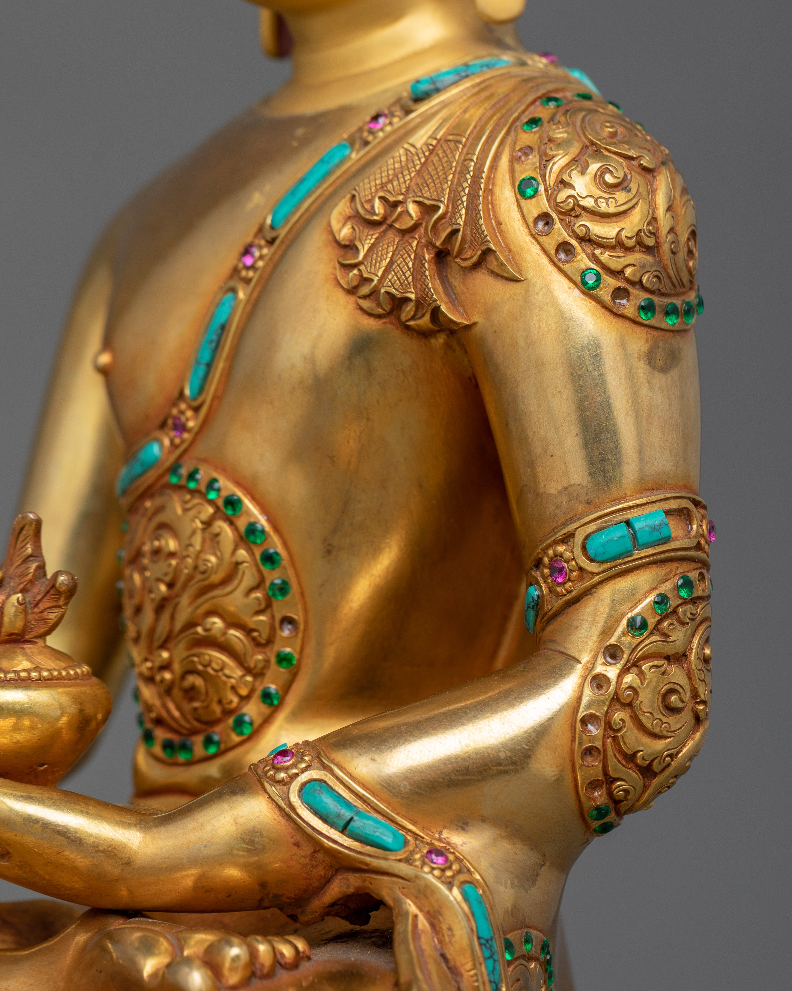 Bhaiṣajyaguru Statue | Medicine Buddha Healing Radiance and Divine Grace