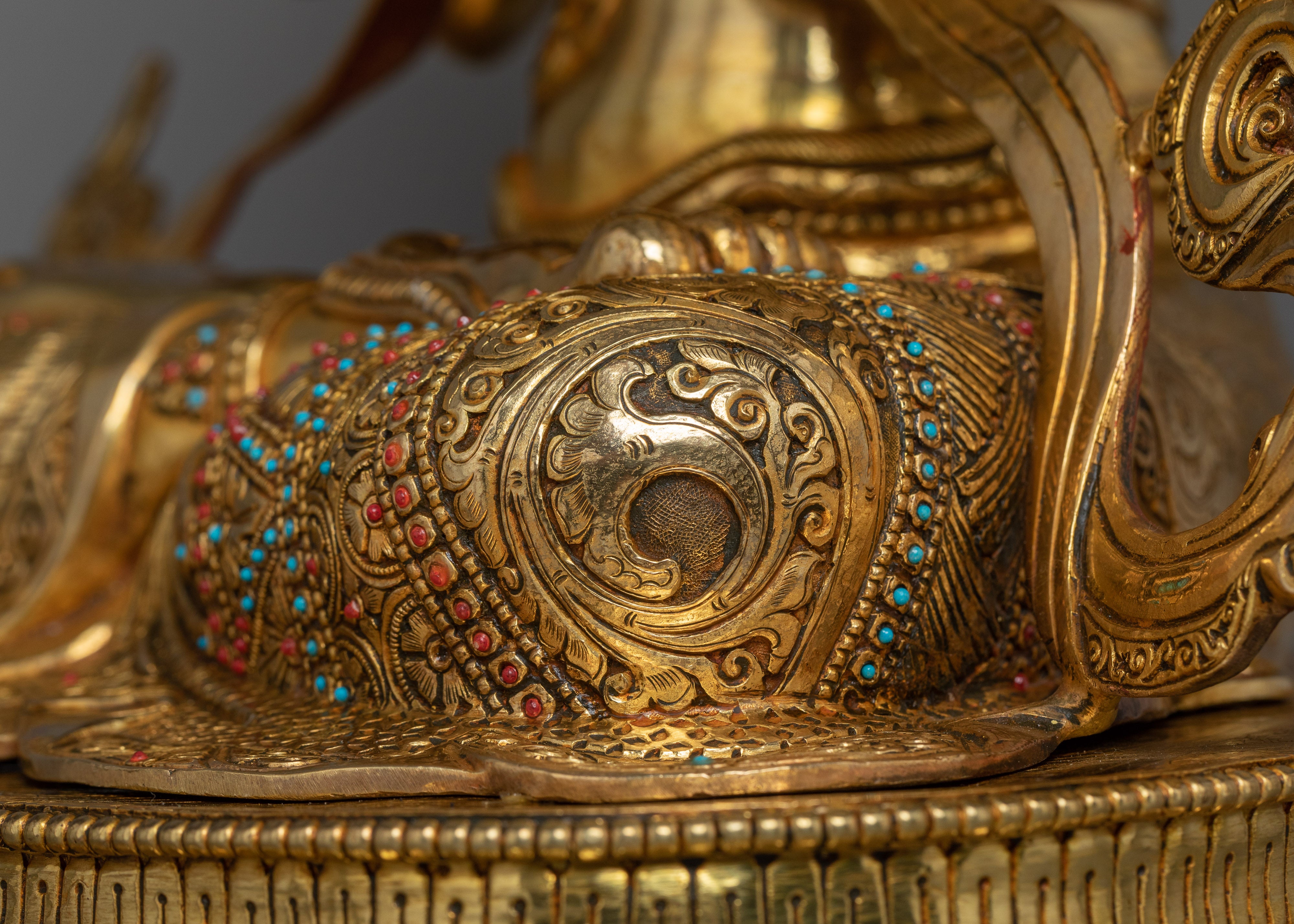 Lokesvarak Chenrezig Statue | Discover Divine Compassion