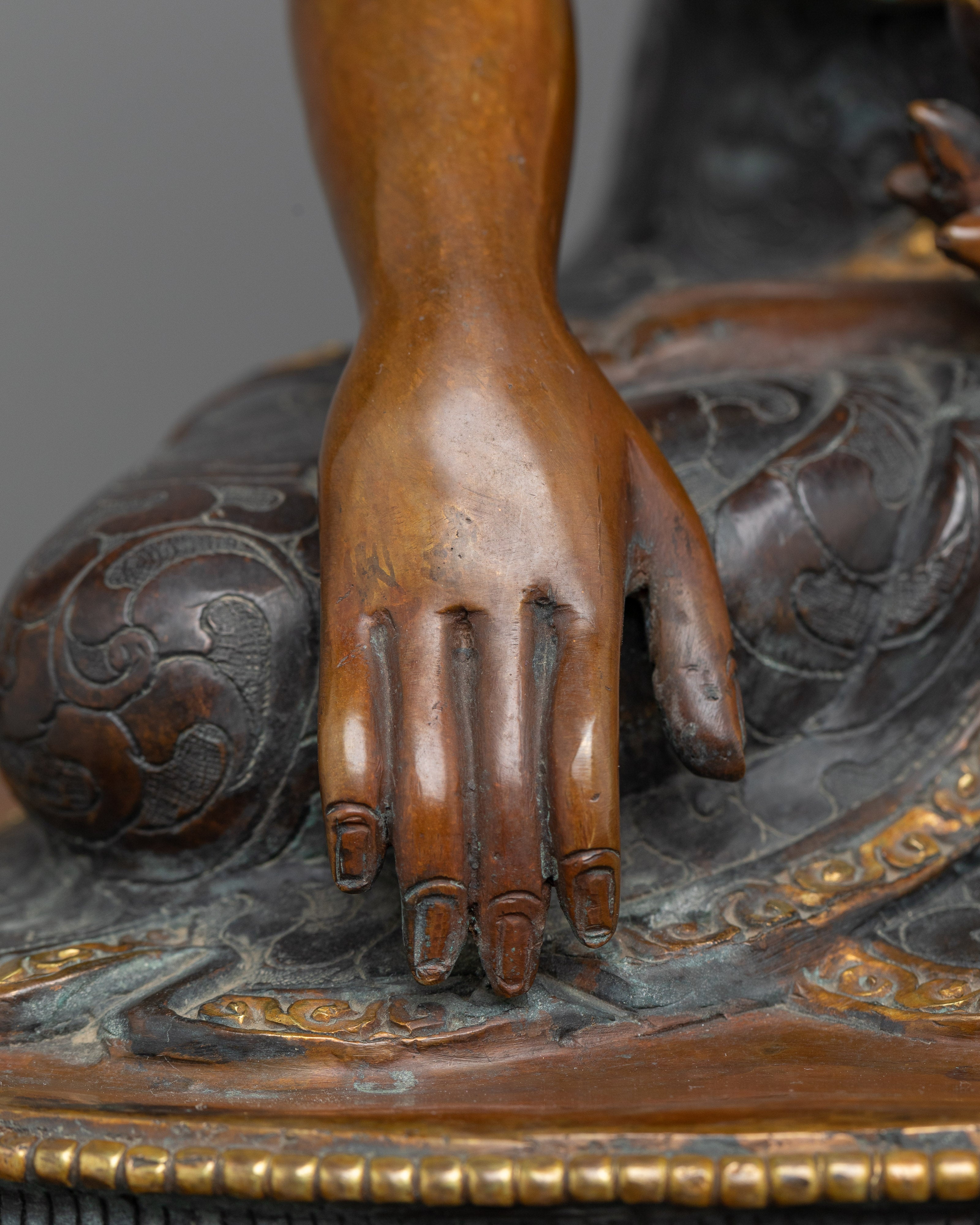 Tathagata Buddah Statue | Embodying Wisdom and Serenity