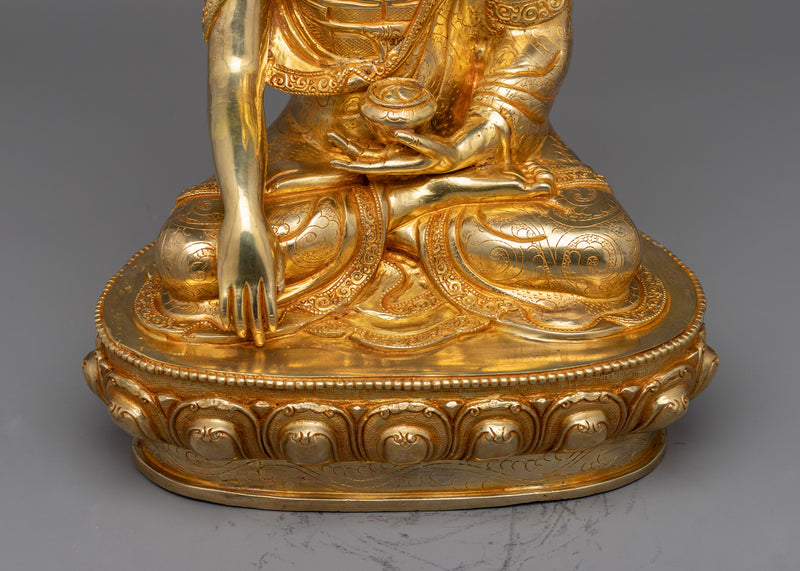 The Sage Shakyamuni Buddha Statue | Radiating Tranquility and Wisdom